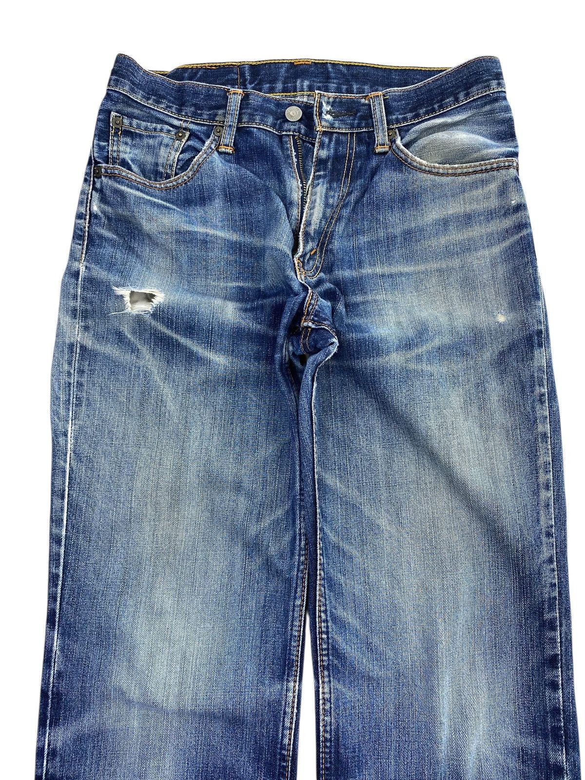 Levi's Vintage Levi’s Blue Faded Wash Style Loose Jeans Size US 30 / EU 46 - 2 Thumbnail