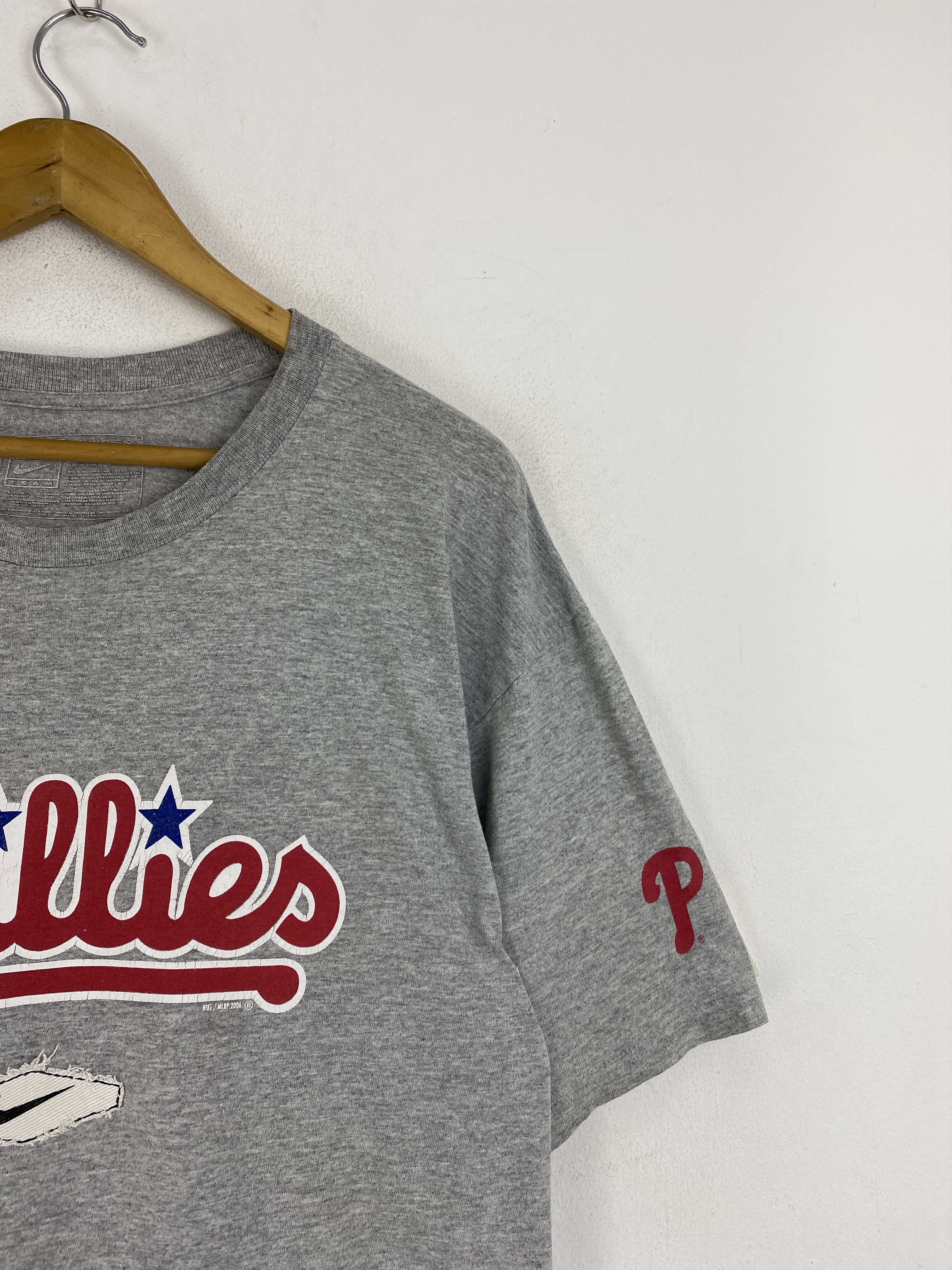 Nike × Vintage Vintage Nike Phillies Spellout Crewneck T Shirt TA0705 Size US L / EU 52-54 / 3 - 8 Thumbnail