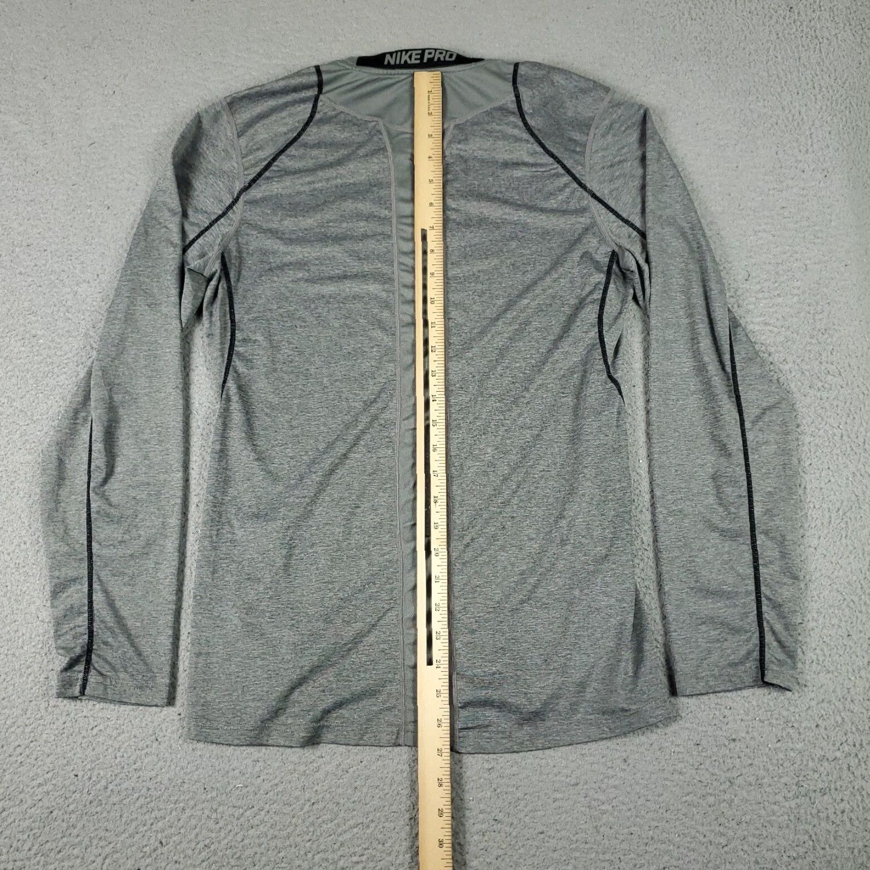Nike Nike T Shirt Mens Small Gray Pro Swoosh Active Work Out Long Sleeve Size US S / EU 44-46 / 1 - 5 Thumbnail
