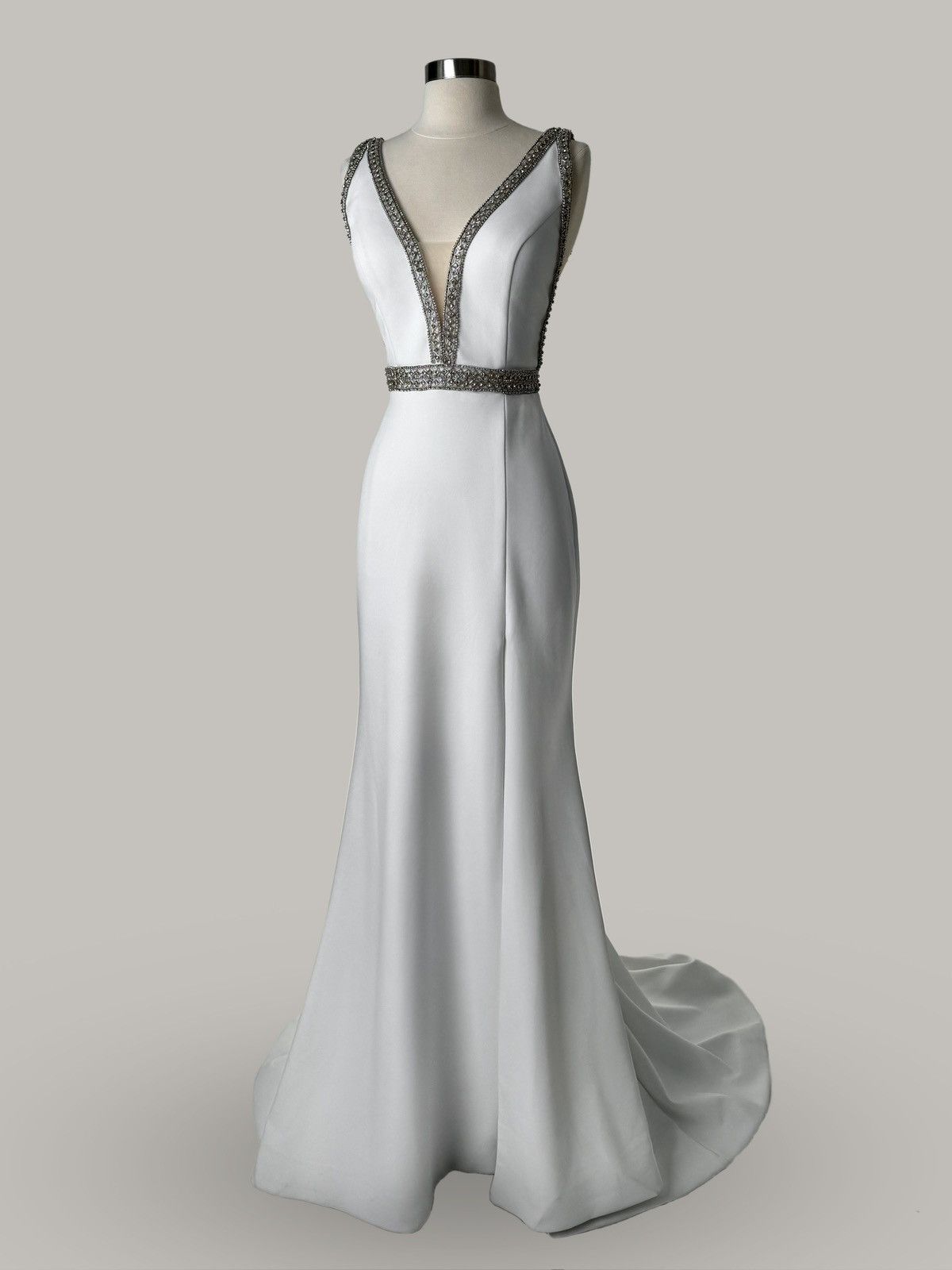 Other Brand New US 6 Jovani Maxi White Evening Gown Size M / US 6-8 / IT 42-44 - 1 Thumbnail
