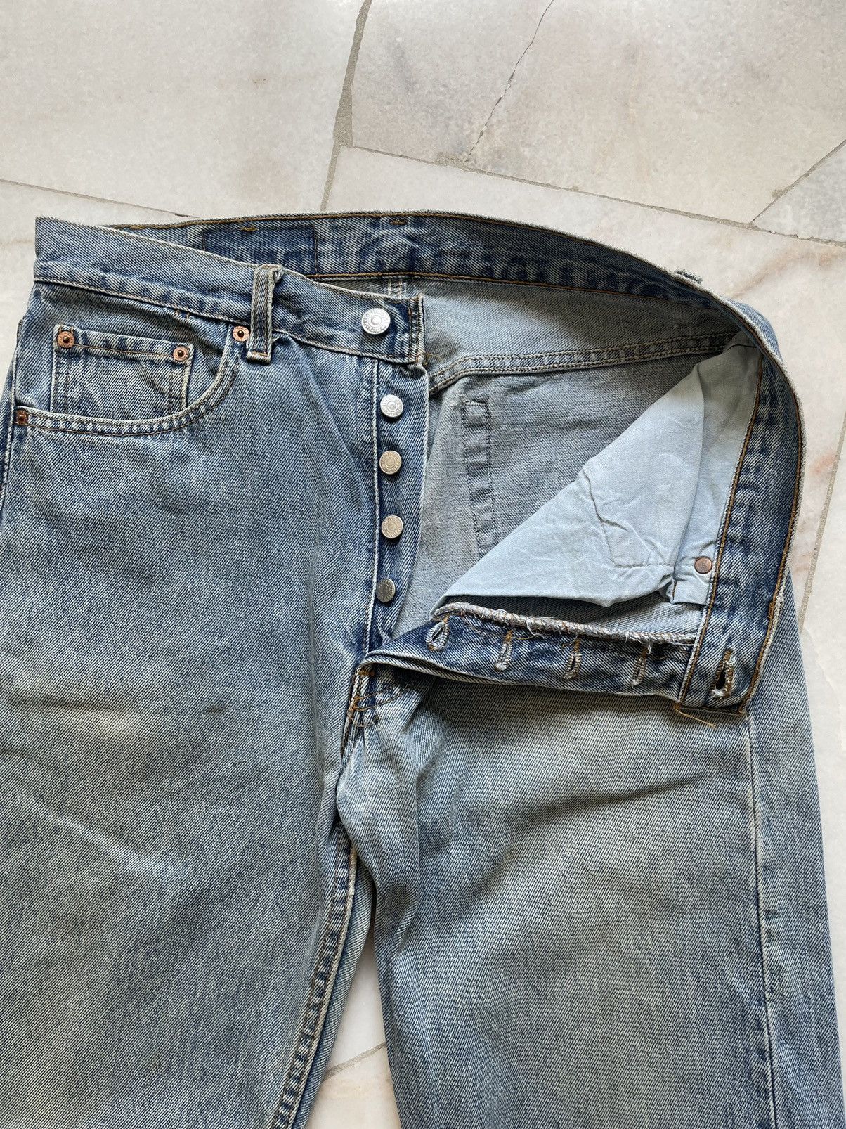 Levi's Vintage 90s Levis 501 Blue Washed Jeans 32x32 Size US 32 / EU 48 - 5 Thumbnail
