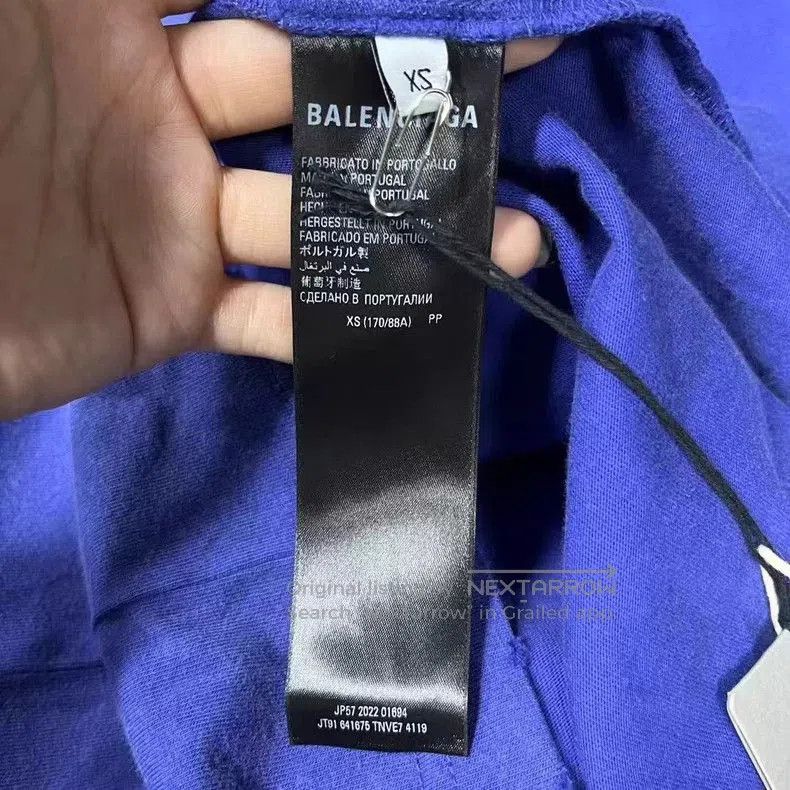 Balenciaga Balenciaga Blue Logo Print Oversized Tee. Size US XS / EU 42 / 0 - 5 Thumbnail