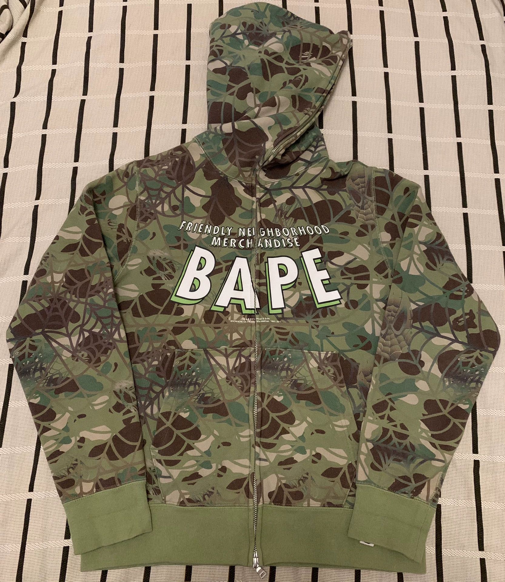 Bape Bape Pink Hoodie M Men Size US M / EU 48-50 / 2 - 1 Thumbnail