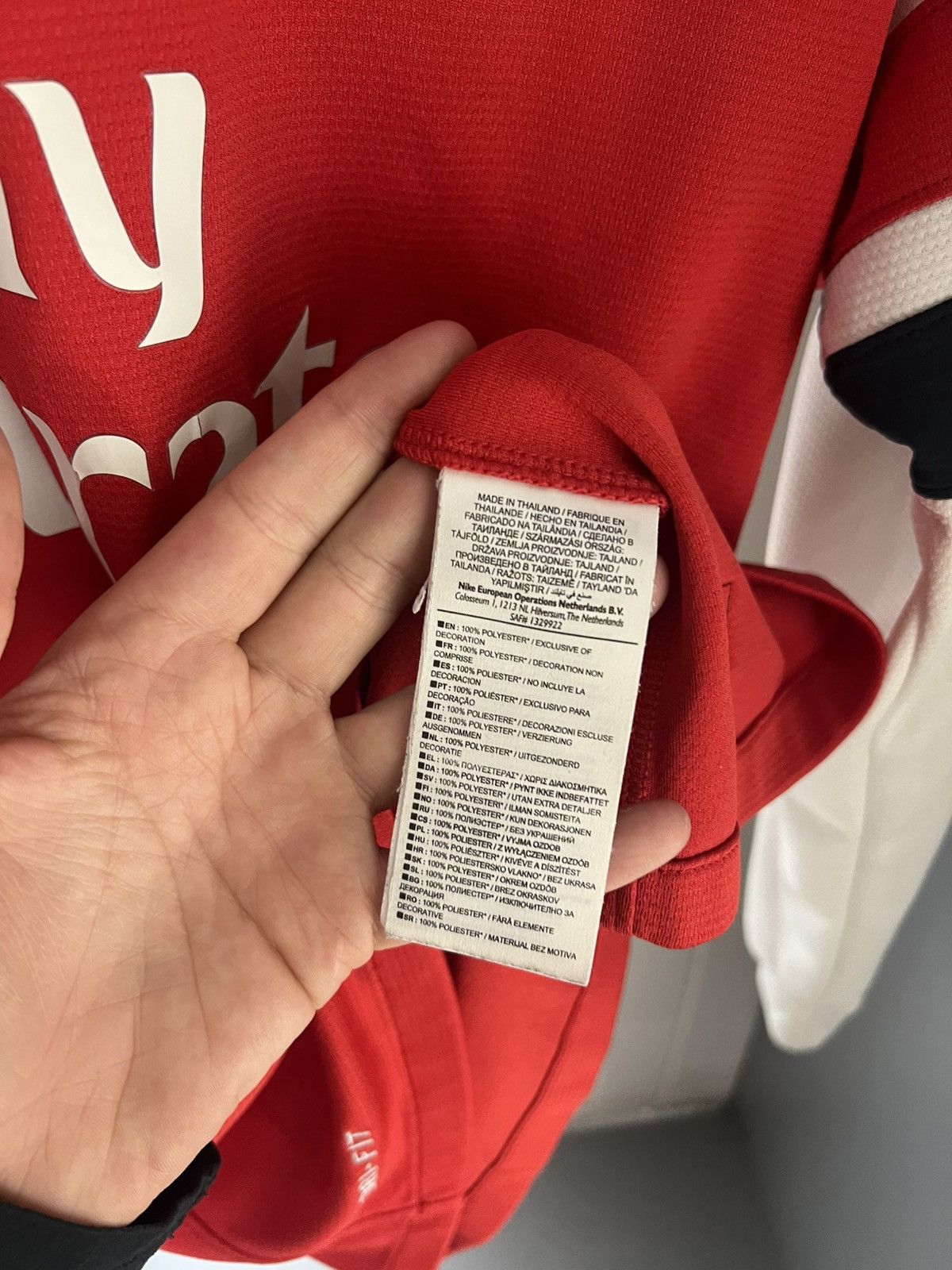 Nike VINTAGE NIKE FC ARSENAL LONDON ENGLAND SOCCER JERSEY Y2K 90s Size US M / EU 48-50 / 2 - 7 Thumbnail