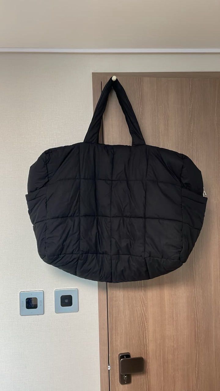 Dries Van Noten Dries Van Noten Runway Quilted Padded Bag Size ONE SIZE - 1 Thumbnail