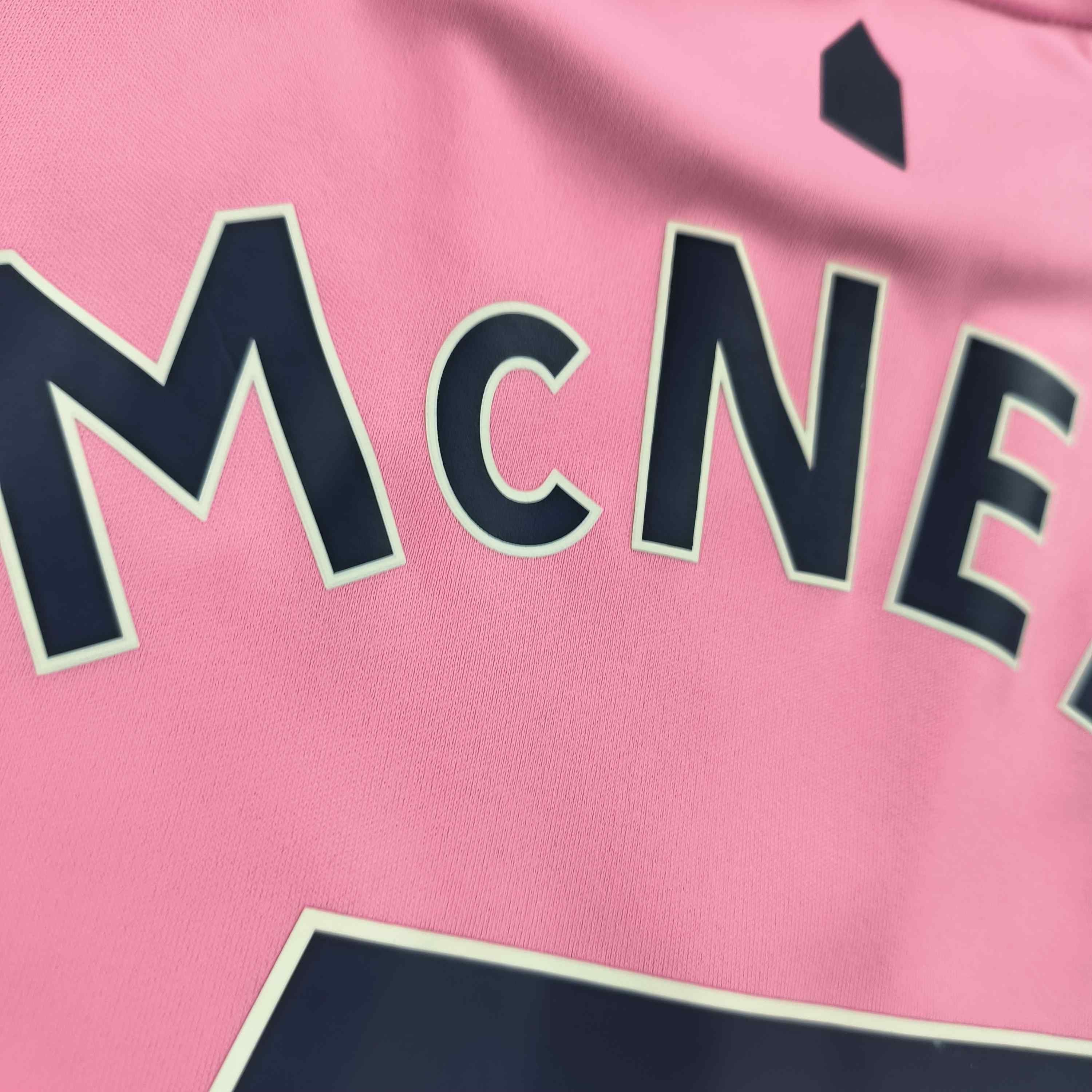Hummel Everton 22-23 Hummel away Dwight McNeil football jersey sz S Size US S / EU 44-46 / 1 - 10 Thumbnail