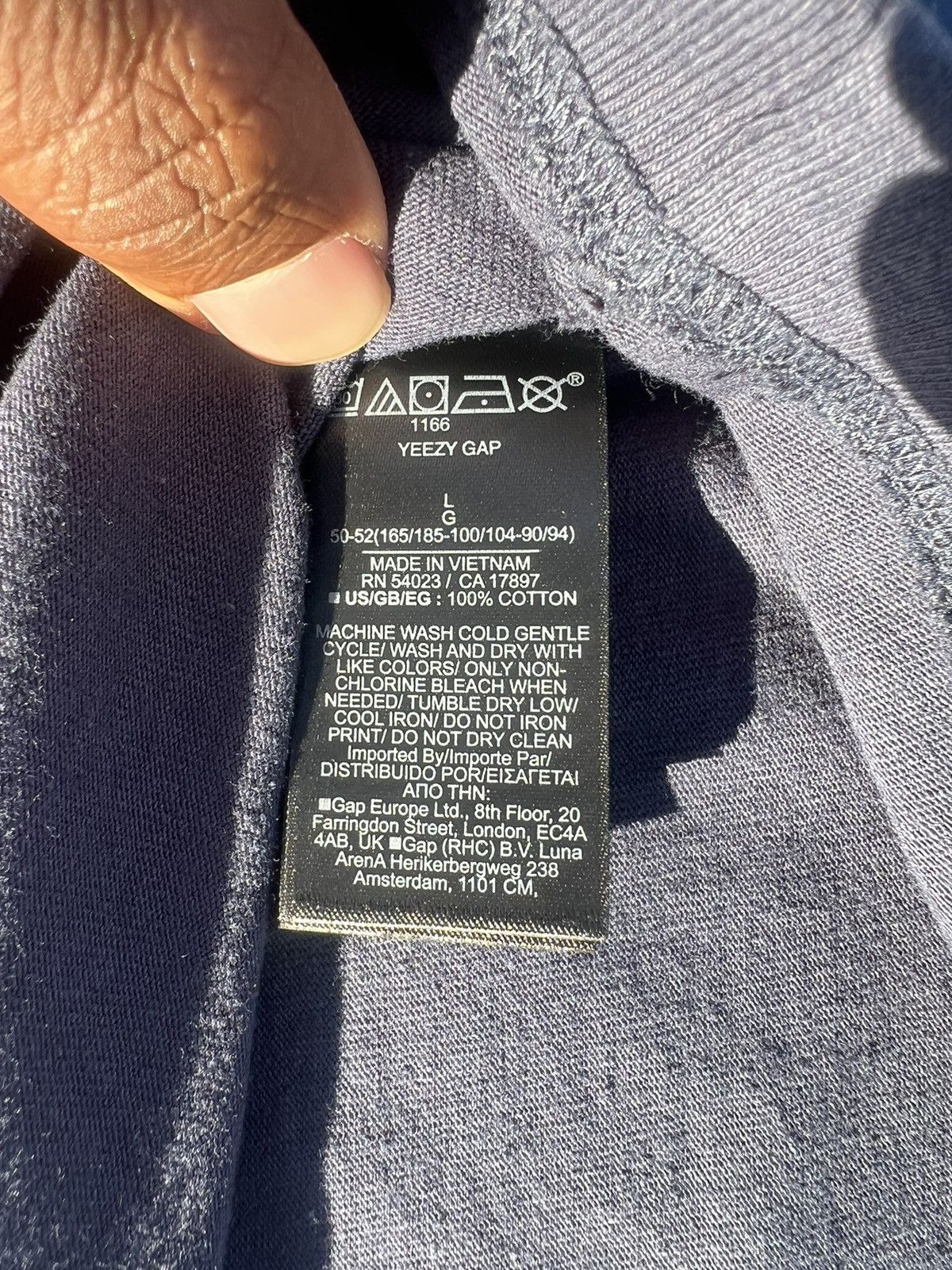 Gap × Kanye West × Yeezy Blank yzy gap tee Size US L / EU 52-54 / 3 - 4 Thumbnail