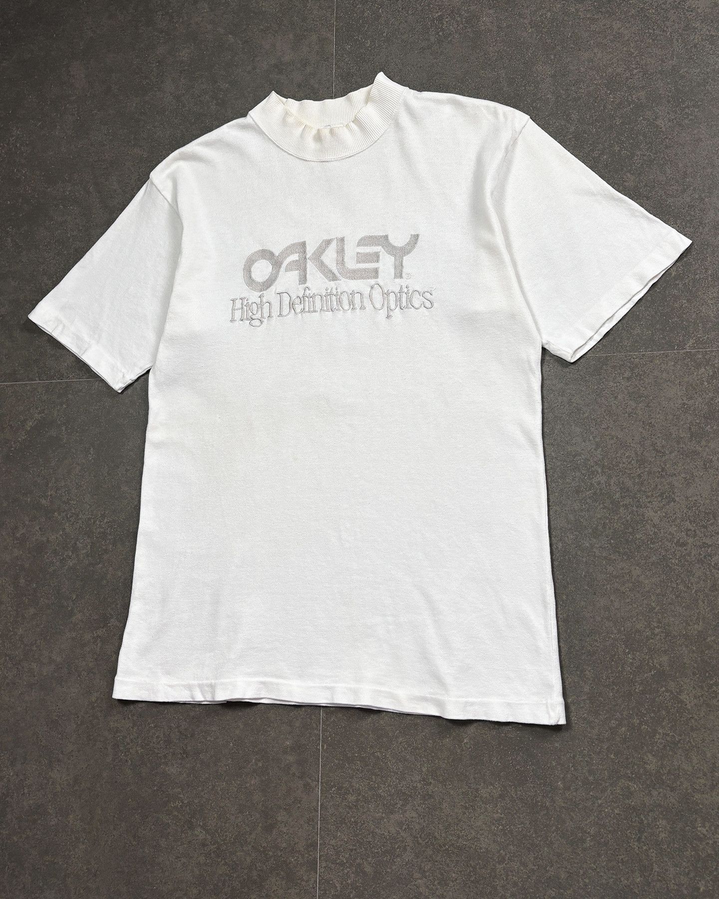 Oakley Vintage 90s Oakley Software Logo Tee Embroidered Size US M / EU 48-50 / 2 - 2 Thumbnail