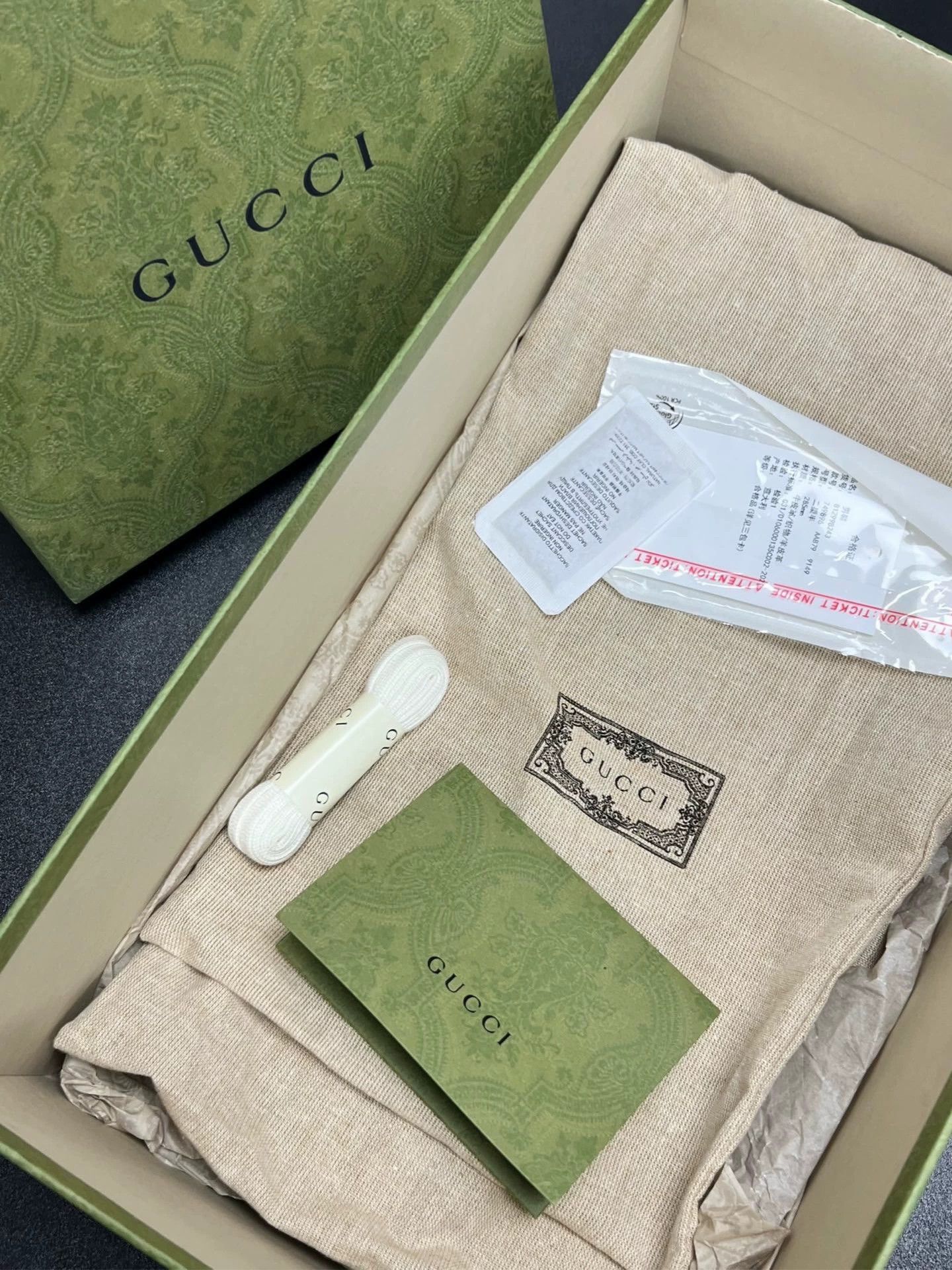 Gucci gucci mc80 low-top sneakers in white green Size US 10 / EU 43 - 9 Thumbnail