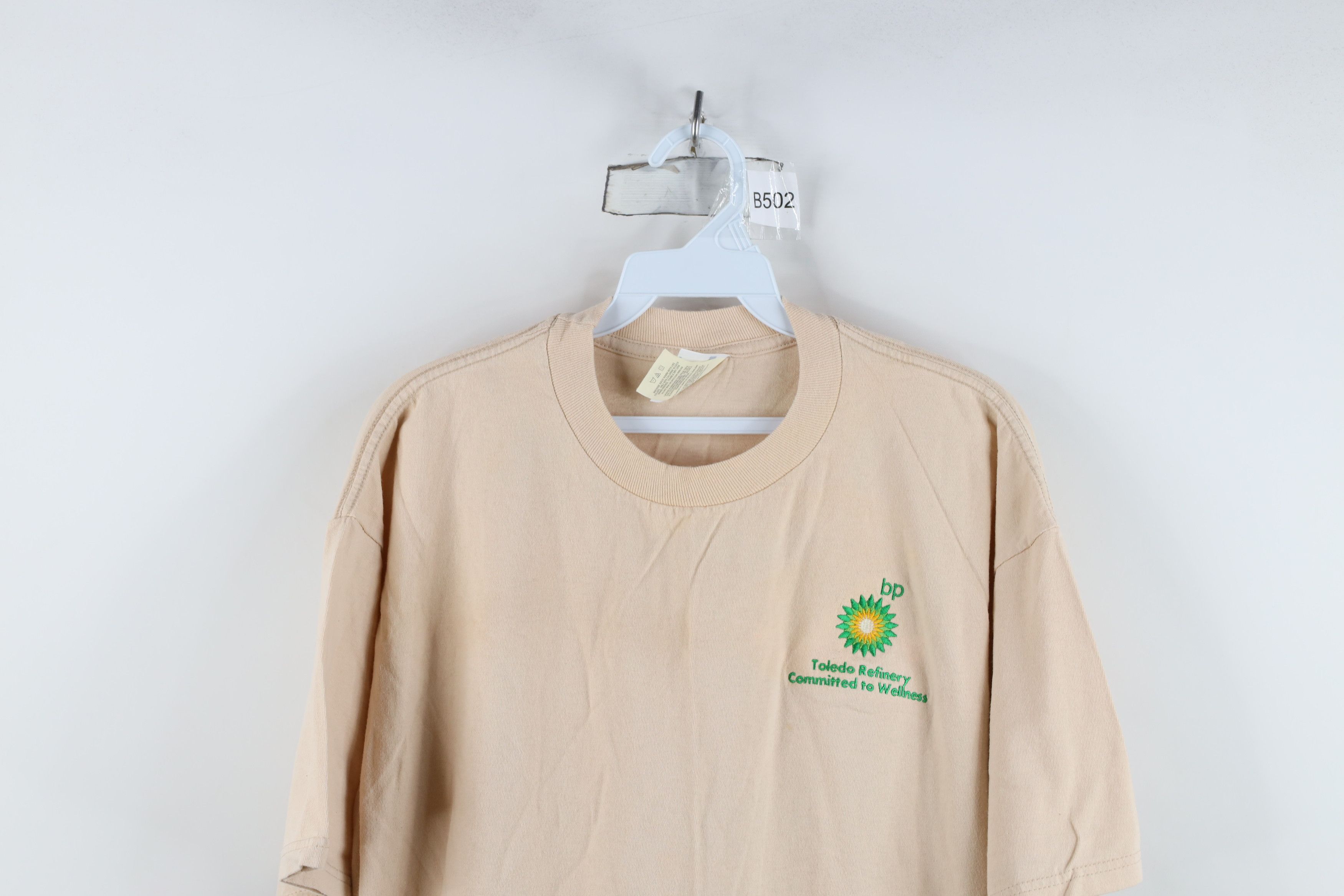 Vintage Vintage 90s Spell Out BP Oil Refinery Short Sleeve T-Shirt Size US L / EU 52-54 / 3 - 2 Thumbnail