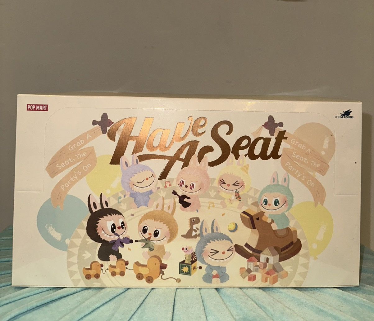 POP MART Pop Mart Labubu Have A SeatCase Set Blind Box 100% AUTHENTIC Size ONE SIZE - 4 Thumbnail