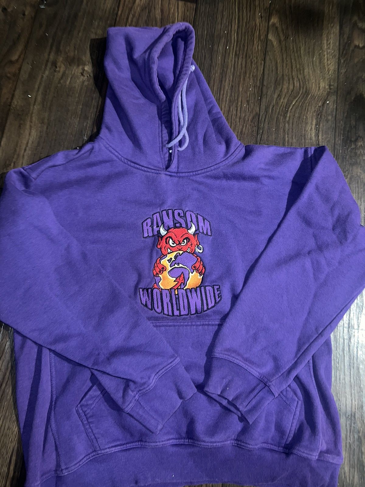 image of Ransom Clothing x Worldwide Youth Worldwideyouth X Ransom Worldwide Embroidered World Hoodie in Pur