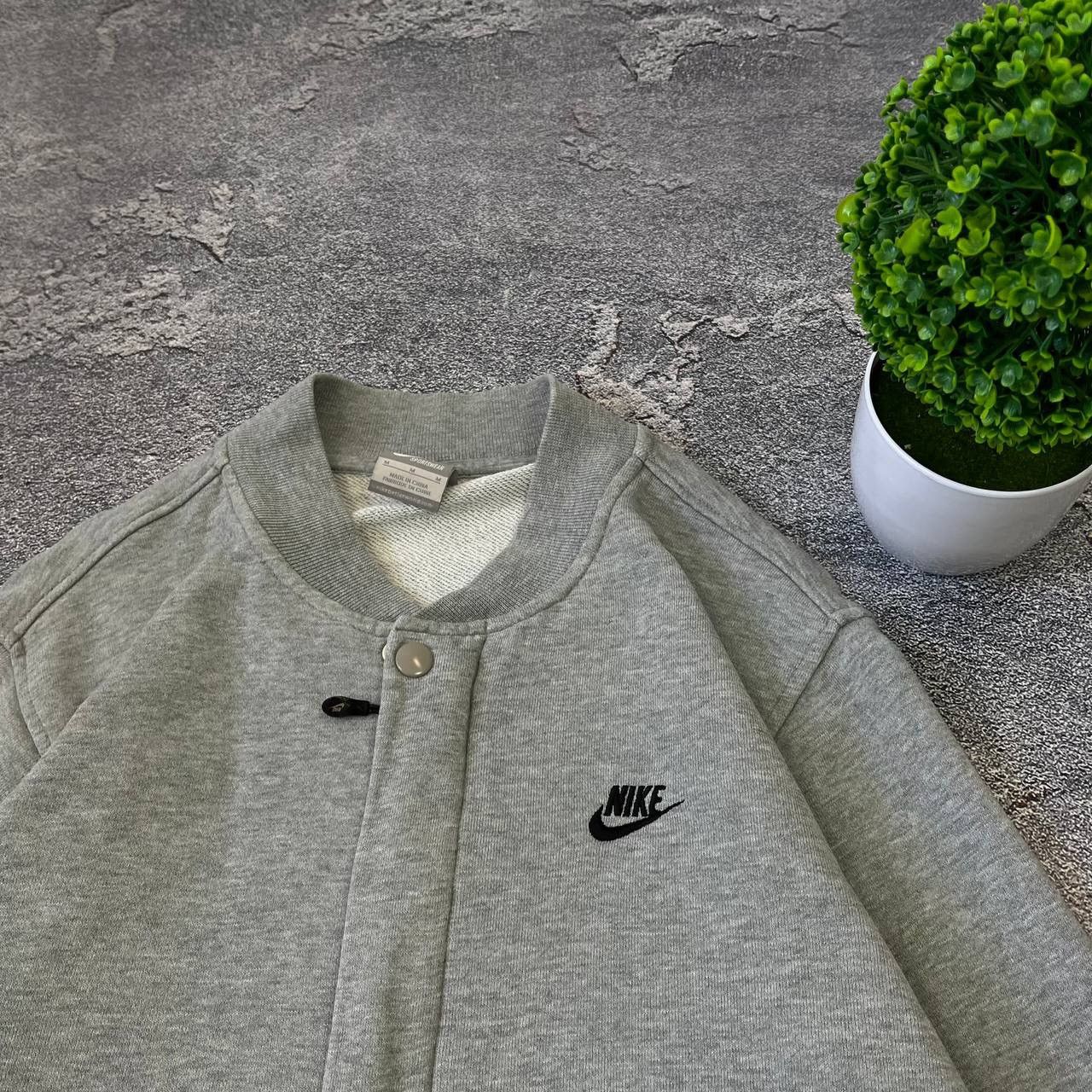 Nike Vintage Y2K Bomber Nike Grey,Size M Size US M / EU 48-50 / 2 - 9 Thumbnail