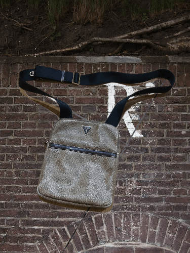 Guess Guess Mens Body Fit Strap Shoulder Bag Size ONE SIZE - 1 Thumbnail