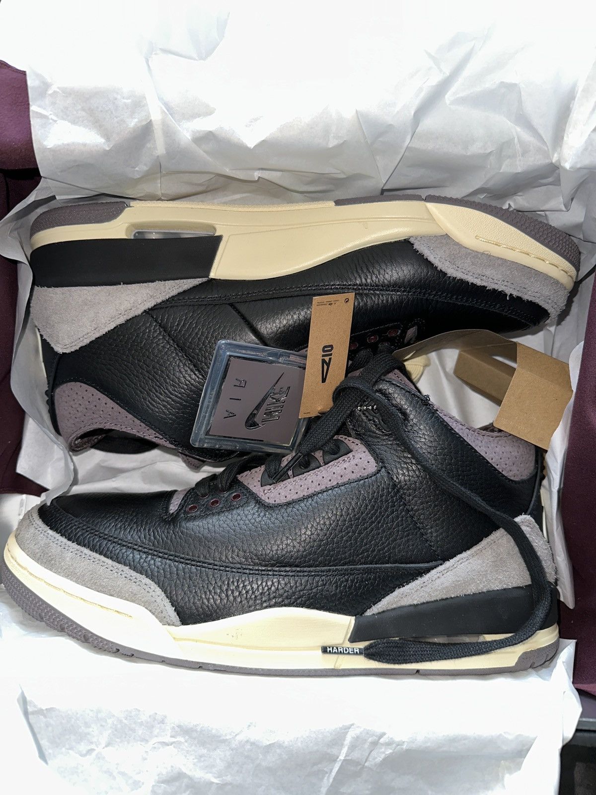 A Ma Maniere × Jordan Brand × Nike A Ma Maniere X Jordan 3 W.Y.W.S Size US 11.5 / EU 44-45 - 1 Thumbnail