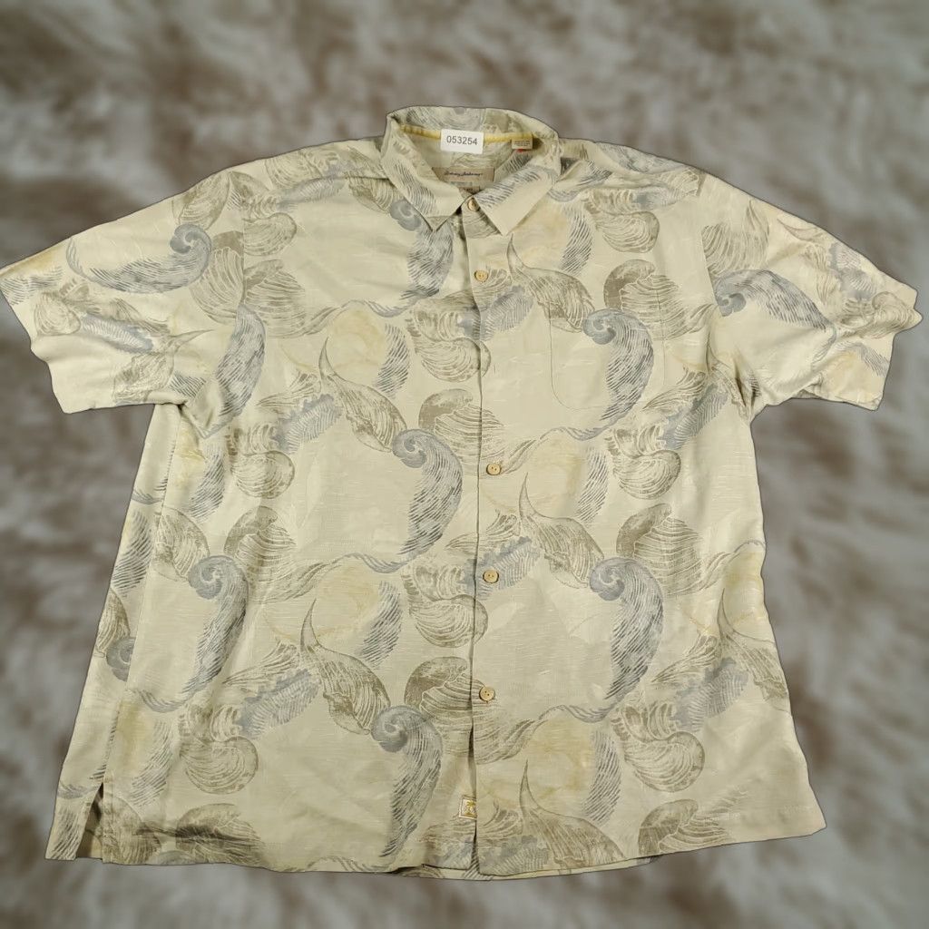 Tommy Bahama Tommy Bahama Shirt Mens 2XL Beige Floral Hawaiian Button-Up Short Sleeve Size US XXL / EU 58 / 5 - 1 Thumbnail