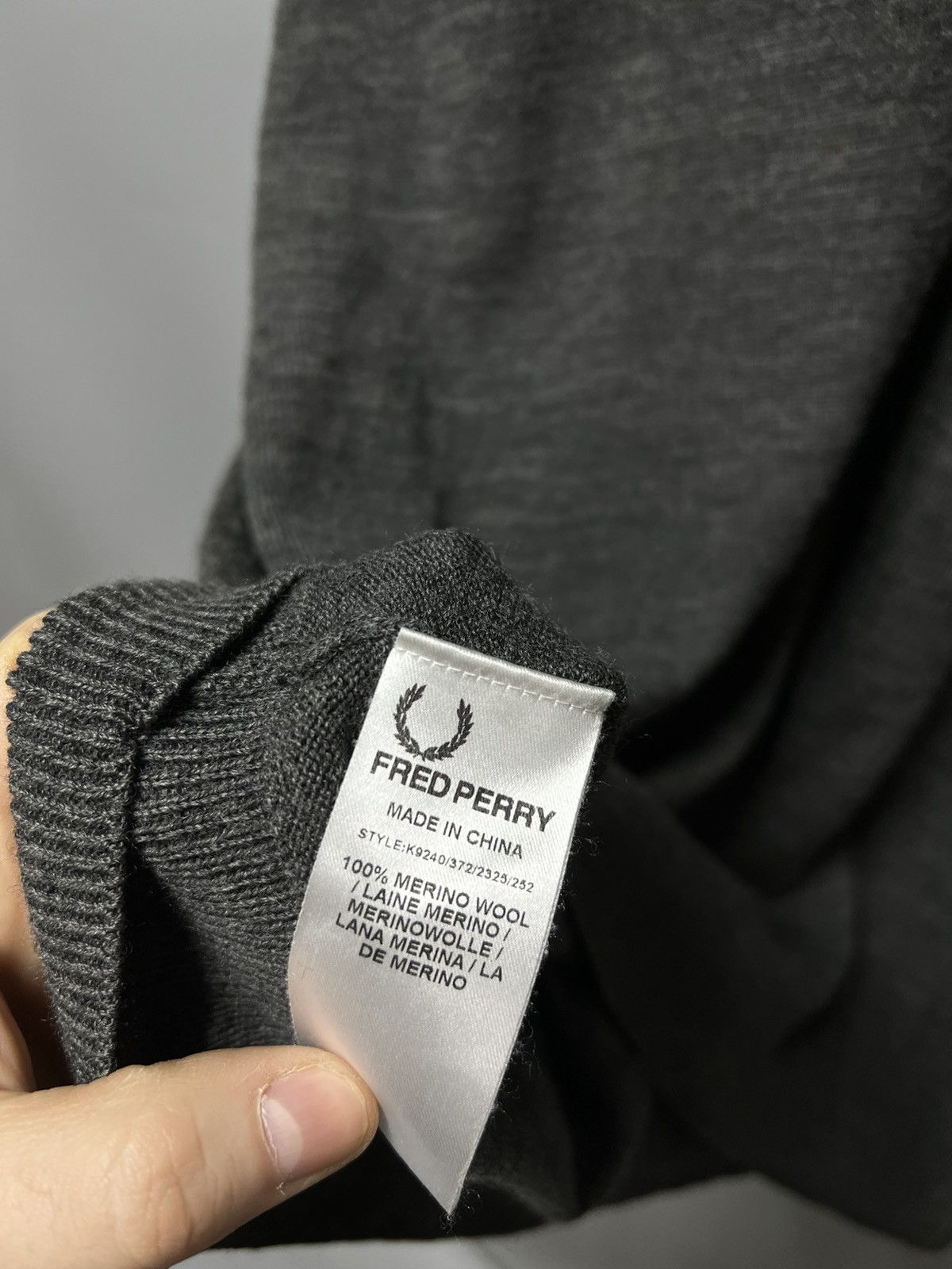 Fred Perry Fred Perry 100% Merino Wool Sweater Men’s Size US XL / EU 56 / 4 - 8 Thumbnail