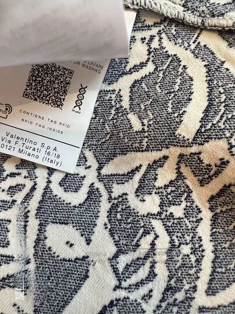 Valentino Valentino Blue and white porcelain dress Size L / US 10 / IT 46 - 8 Thumbnail