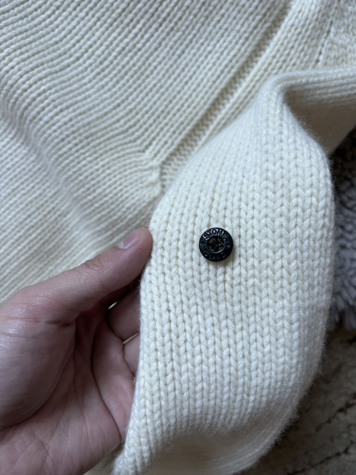 Stone Island Stone Island Vintage Rarest white sweater Size US XXL / EU 58 / 5 - 8 Thumbnail