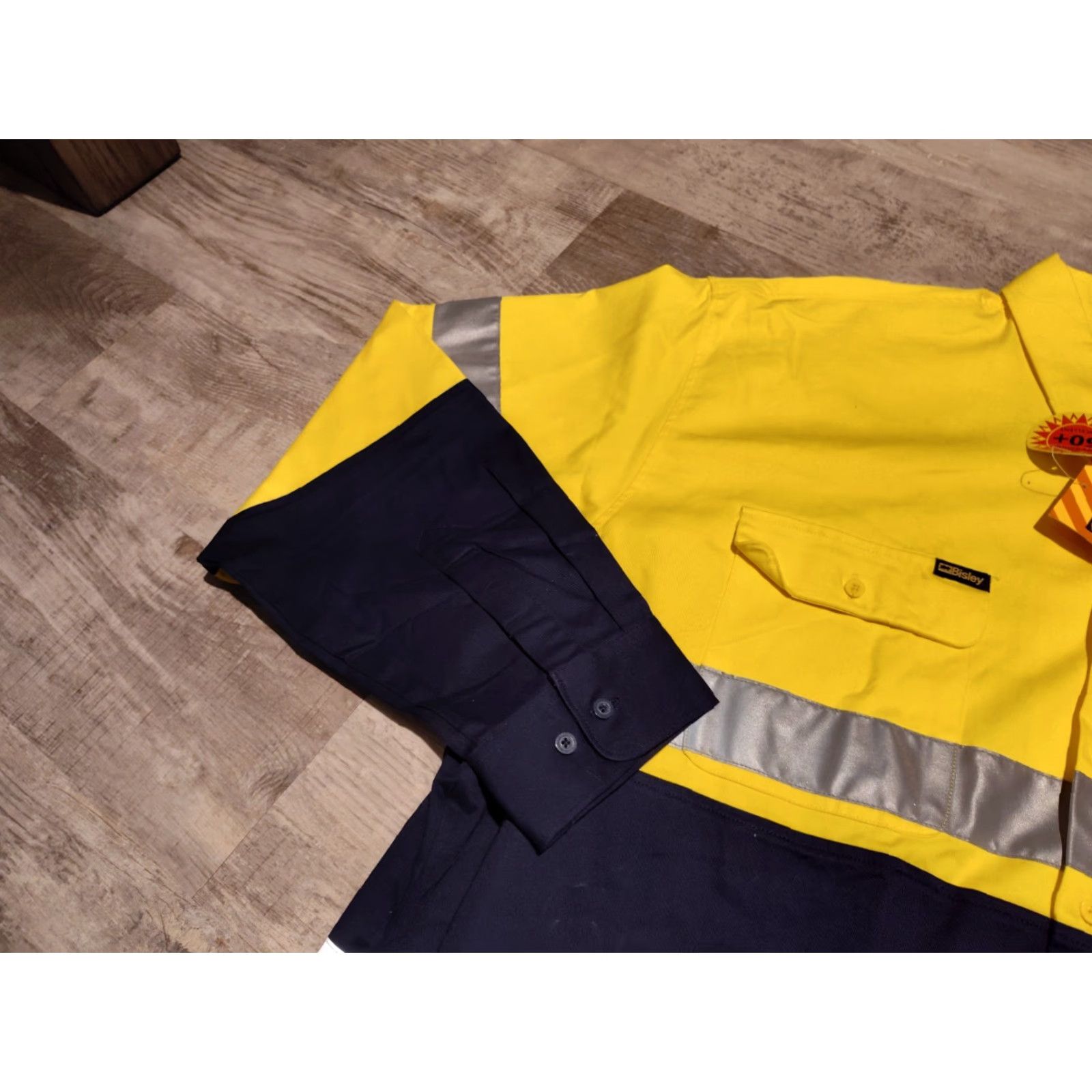 Sisley VINTAGE Bisley Workwear Safety-Top Long Sleeve Hi-vis Drill Shirt Men 3XL Yellow Reflective UPF 50+ Size US XXL / EU 58 / 5 - 5 Thumbnail