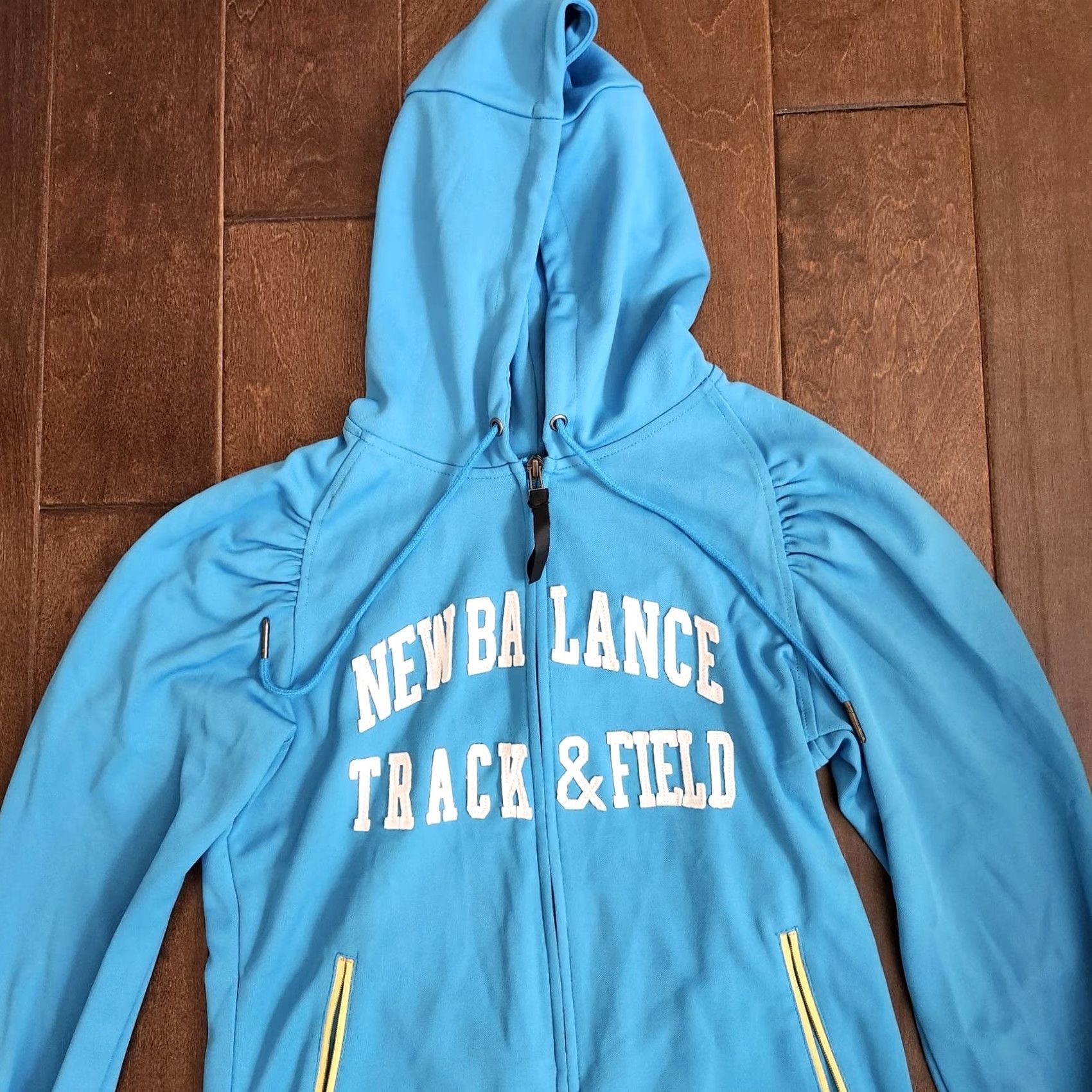New Balance New Balance Heritage Turquoise Blue Hooded Track & Field Jacket S Women's Turquoise Activewear Long Sleeve Pullover Jogger Run Size S / US 4 / IT 40 - 5 Thumbnail