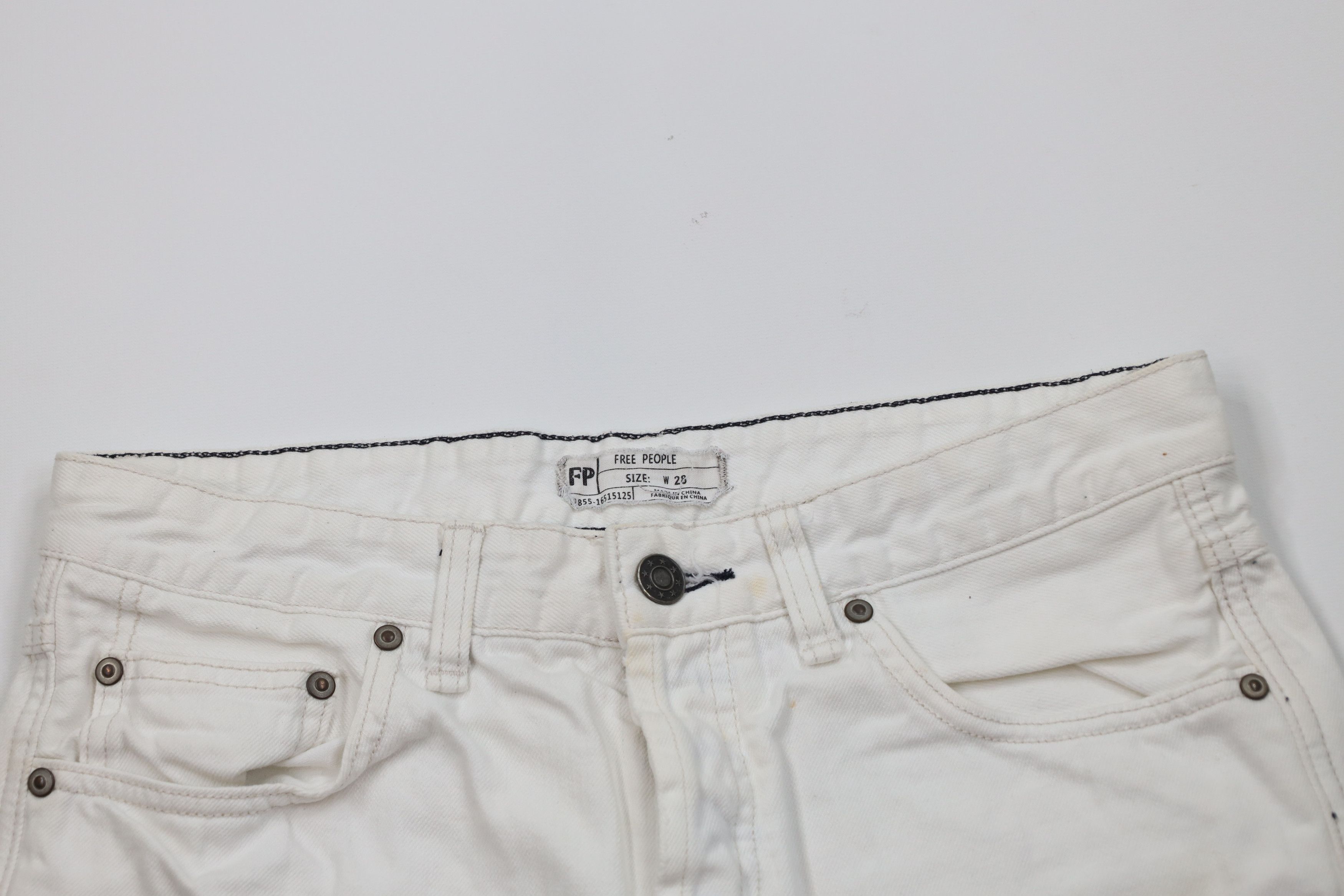 Free People Free People Button Fly Cut Off Denim Jean Shorts White Size 28" / US 6 / IT 42 - 2 Thumbnail