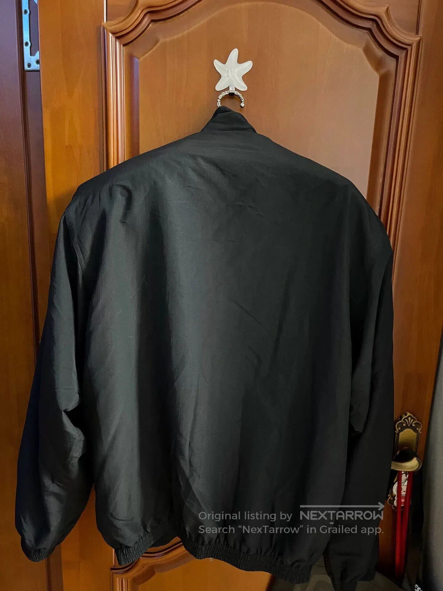 Balenciaga balenciaga shoulder pad coach jacket size 3. Size US L / EU 52-54 / 3 - 2 Thumbnail