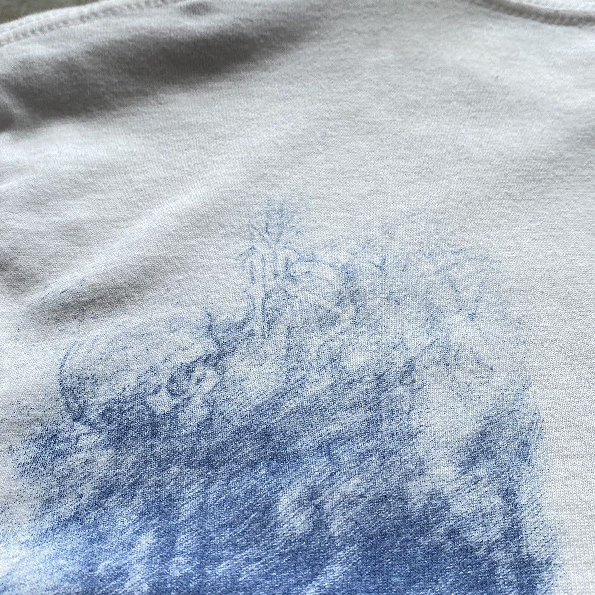 Burton Vintage 2007 Andrei Molodkin For Burton Skull Tee Size US L / EU 52-54 / 3 - 13 Thumbnail