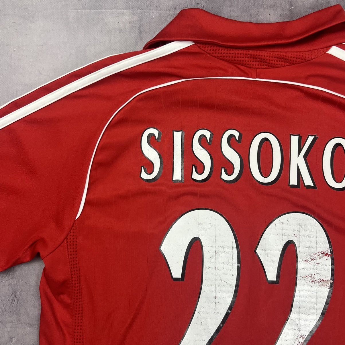 Adidas Rare! Sissoko 22 Liverpool Adidas Soccer Jersey Shirt 00s Size US S / EU 44-46 / 1 - 4 Thumbnail