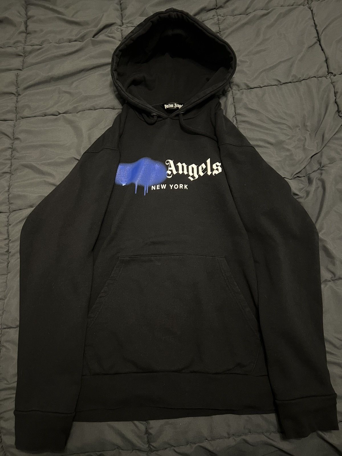 NEW YORK SPRAYED HOODIE on Sale - Palm Angels® Official