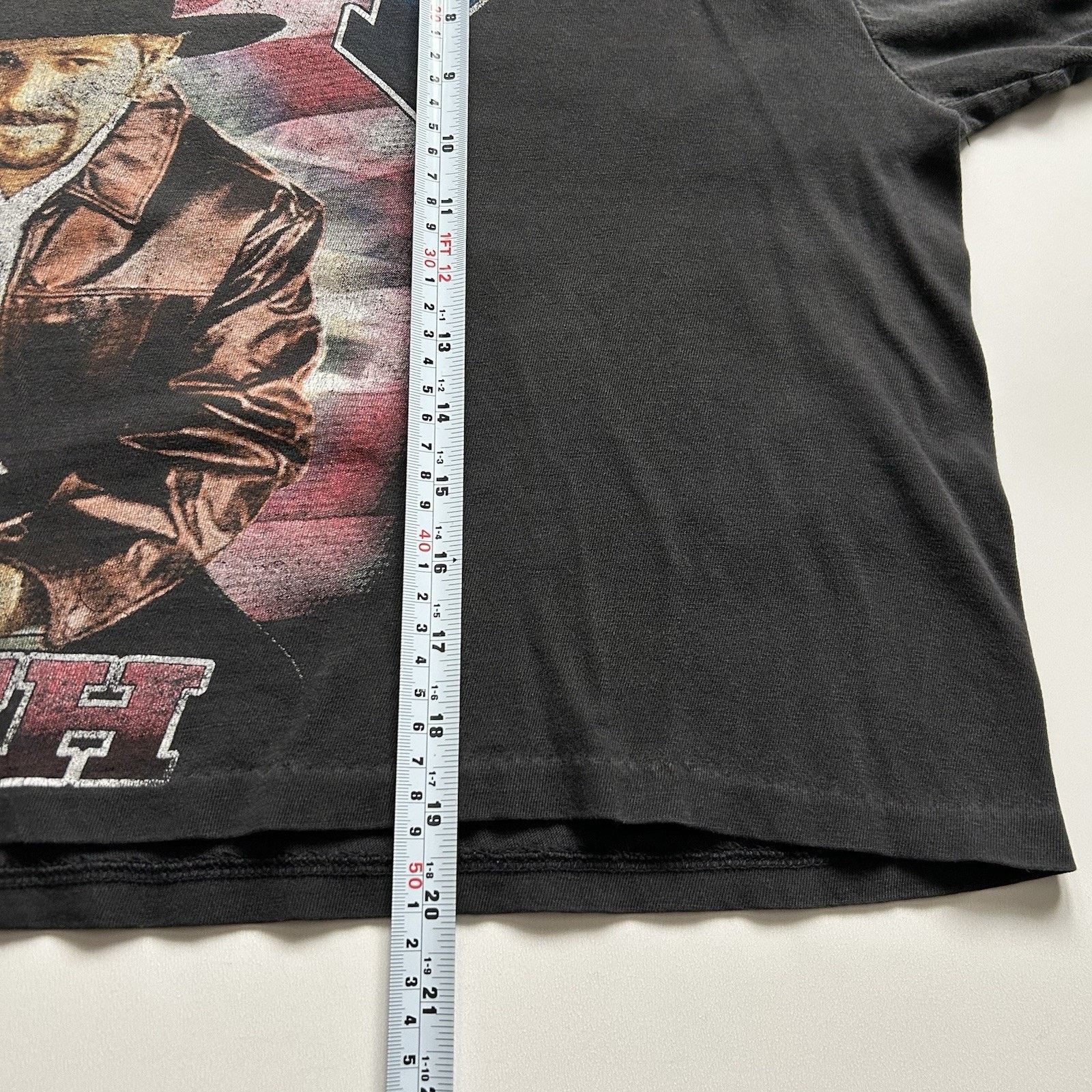 Band Tees Vintage Toby Keith Shirt Large Crop Top Y2K Tour Faded Black Size US L / EU 52-54 / 3 - 8 Thumbnail