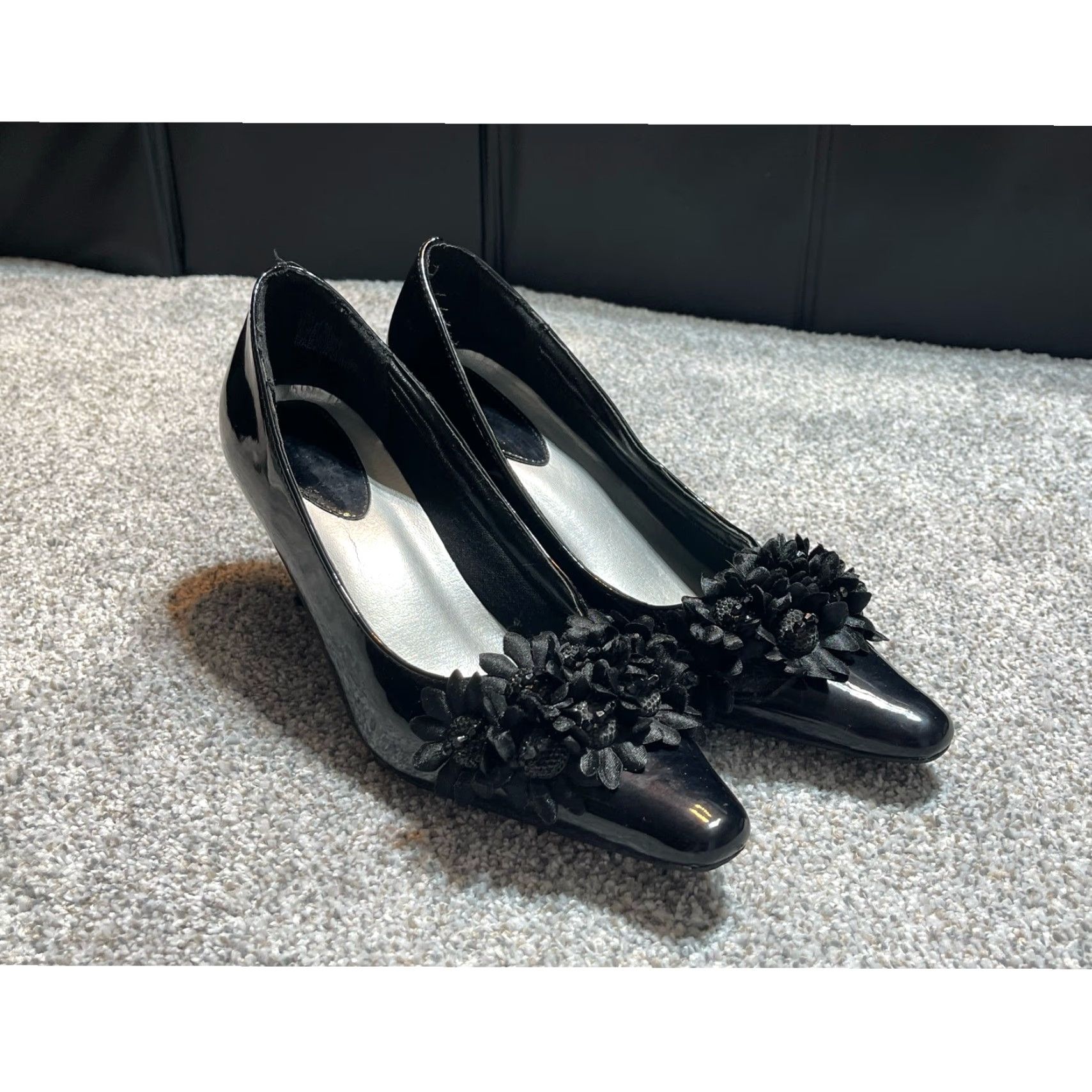 Vintage Silver Slipper Heels Pump 7 Women Dark Coquette Y2K Glam Goth Evening Formal Hoco Size US 7 / IT 37 - 2 Thumbnail