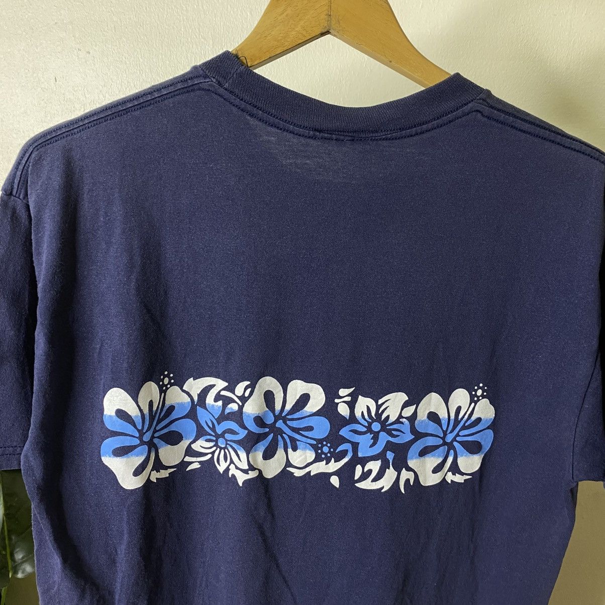 Vintage Vintage 1990s Maui Hawaii Surf Double Sided Graphic T Shirt Size US M / EU 48-50 / 2 - 5 Thumbnail