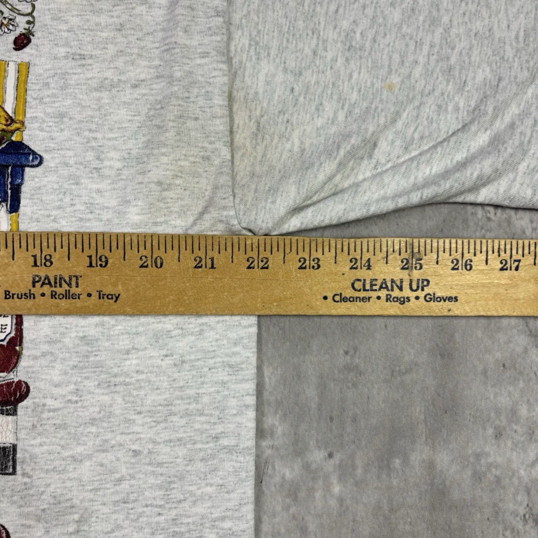 Fruit Of The Loom VINTAGE Fruit of the Loom T-Shirt 90s Crew Neck Short Sleeve Graphic Print Gray XL Men MENS Regular Cotton Knit Vintage Yes Size US XL / EU 56 / 4 - 3 Thumbnail