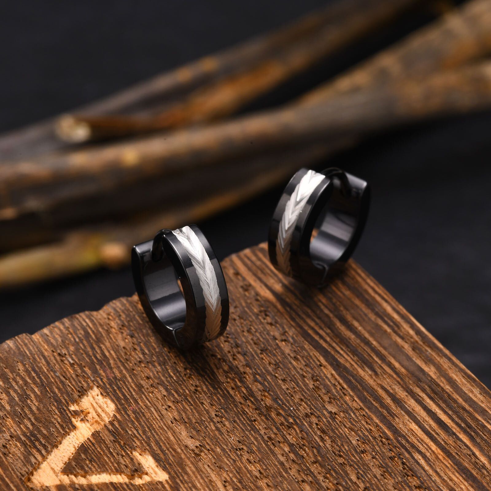 Jewelry × Vintage Two Tone Huggies Earring Size ONE SIZE - 3 Thumbnail
