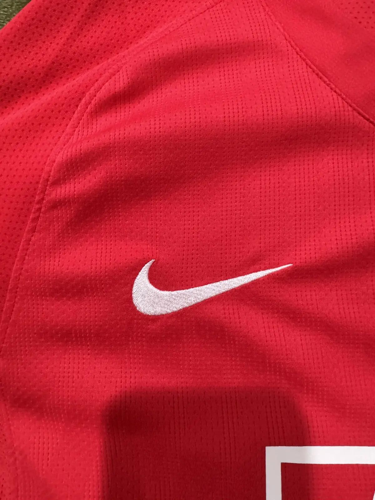Nike Manchester united 2008 UCL Final - Ronaldo - M Size US M / EU 48-50 / 2 - 3 Thumbnail
