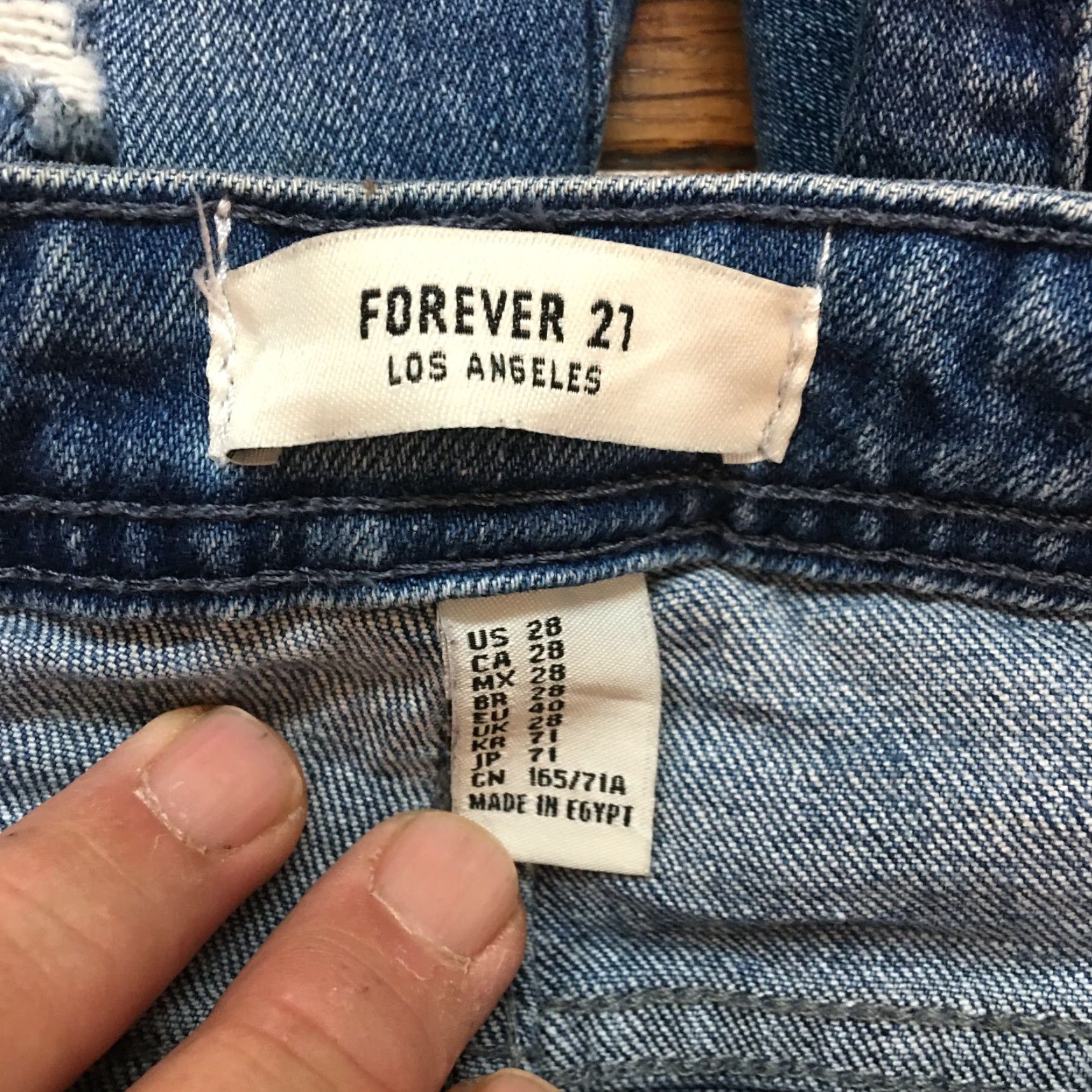 Forever 21 Forever 21 Womens Distressed Casual Regular High Rise Blue Denim Jeans Size 28 Size 28" / US 6 / IT 42 - 7 Thumbnail