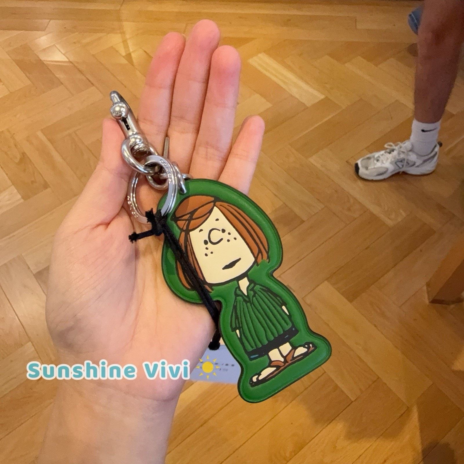 Coach NWT Coach x Peanuts Patty Bag Charm CBG57 Kelly Green Multi Size ONE SIZE - 1 Thumbnail