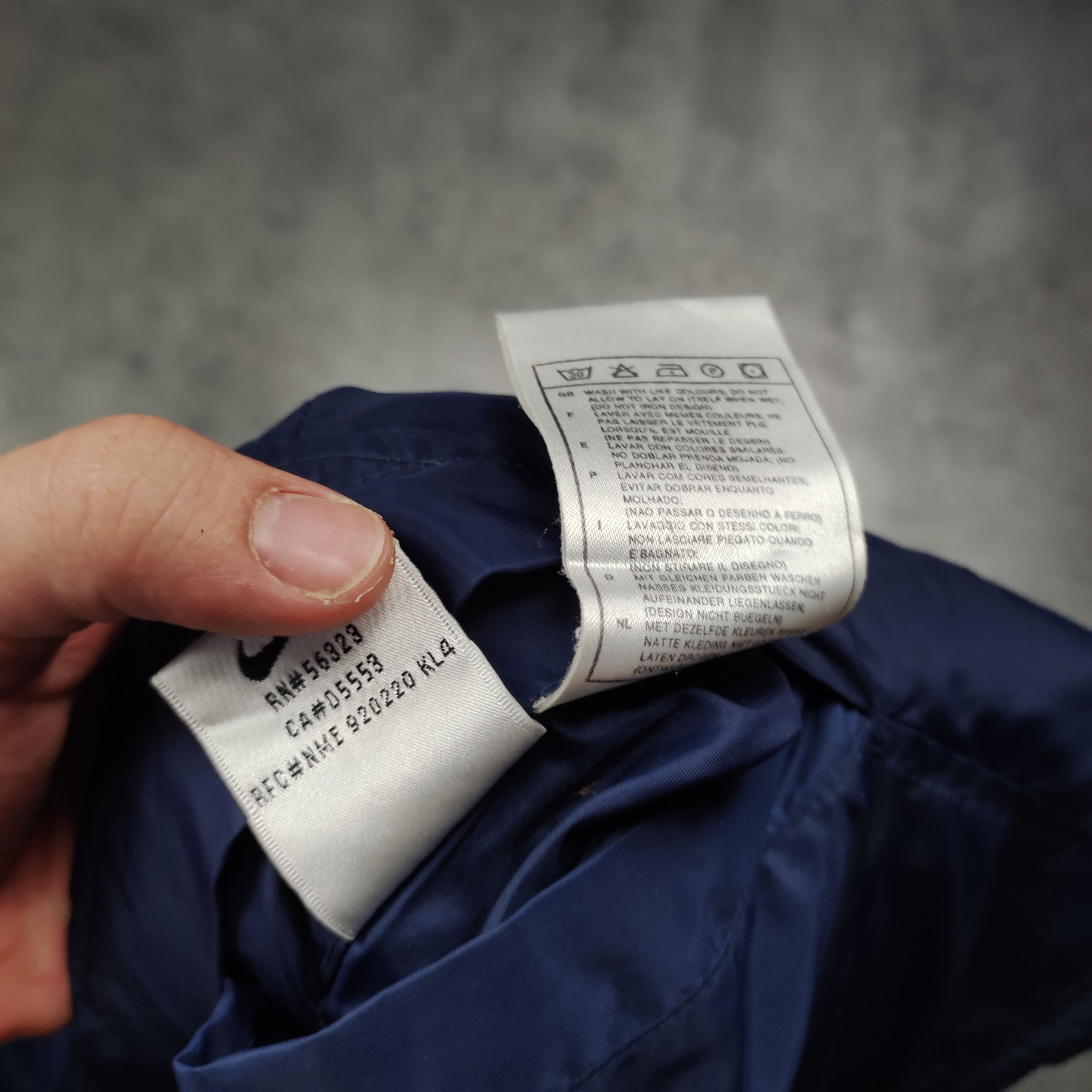 Nike × Vintage Vintage RARE 90s Glasgow Rangers Nike Reversible Jacket Size US L / EU 52-54 / 3 - 10 Thumbnail