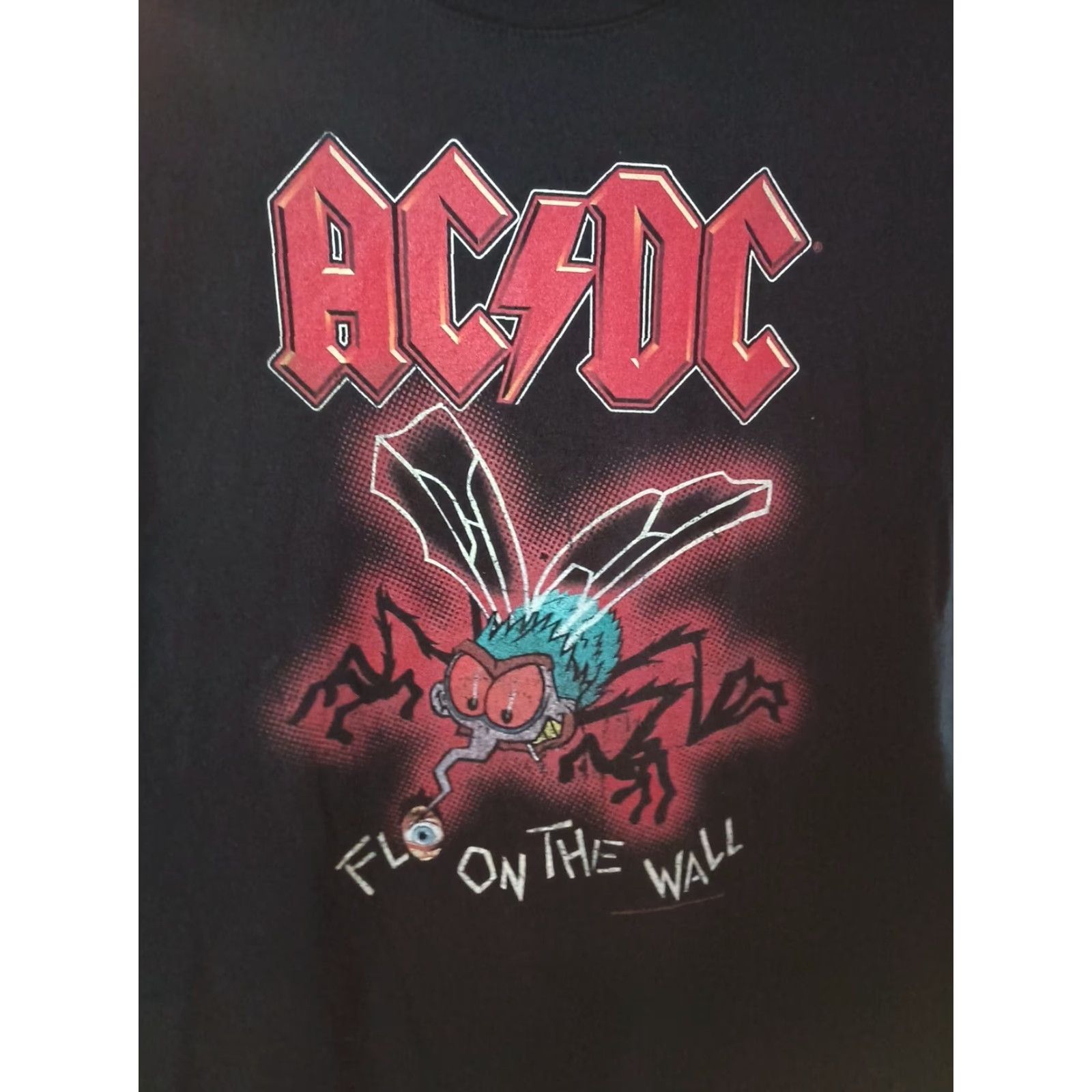 Walls VINTAGE AC DC Fly On The Wall Women’s Tee S Black Rock Shirt Womens Size S / US 4 / IT 40 - 2 Thumbnail