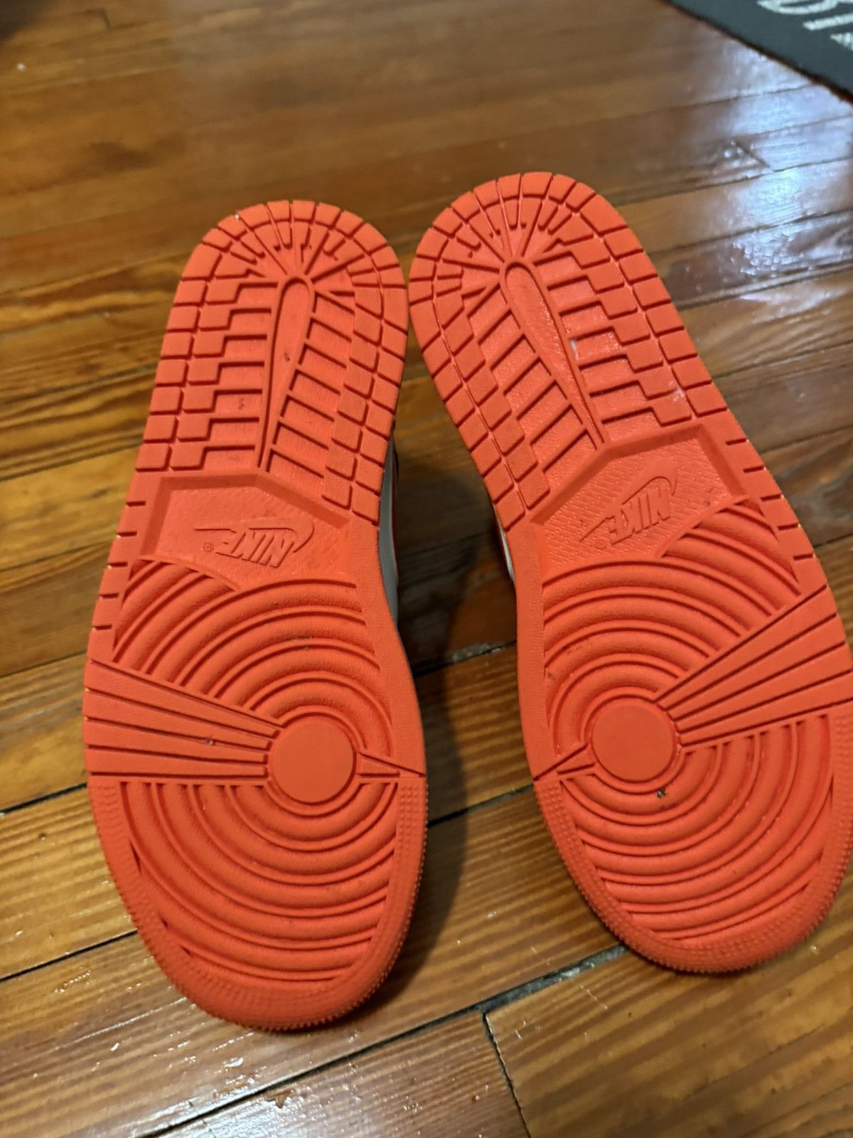 Jordan Brand Air jordan Knicks (Only worn once) Size US 8 / EU 41 - 5 Thumbnail
