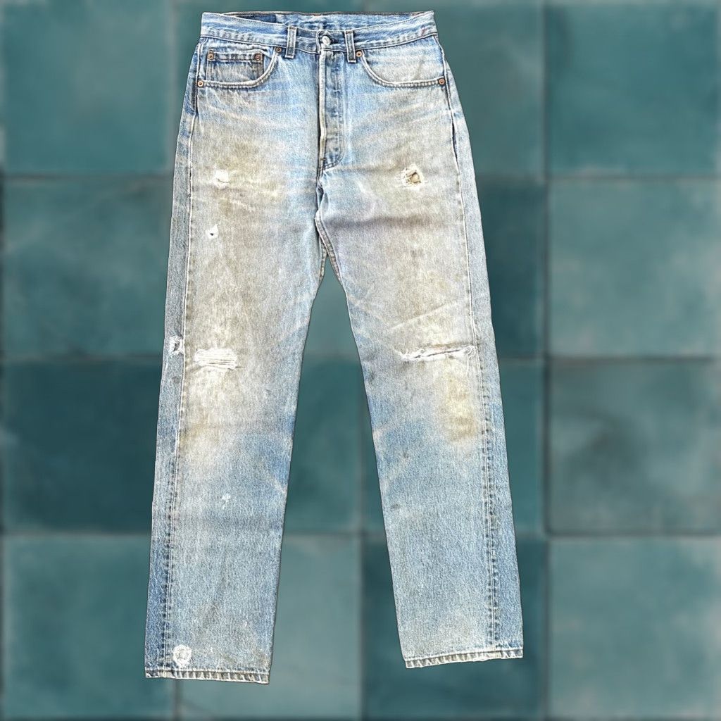 Levi's VINTAGE Levi's 501 90s Straight Leg Jeans 32x36 Thrashed Blue Denim USA Mens Size US 32 / EU 48 - 1 Thumbnail
