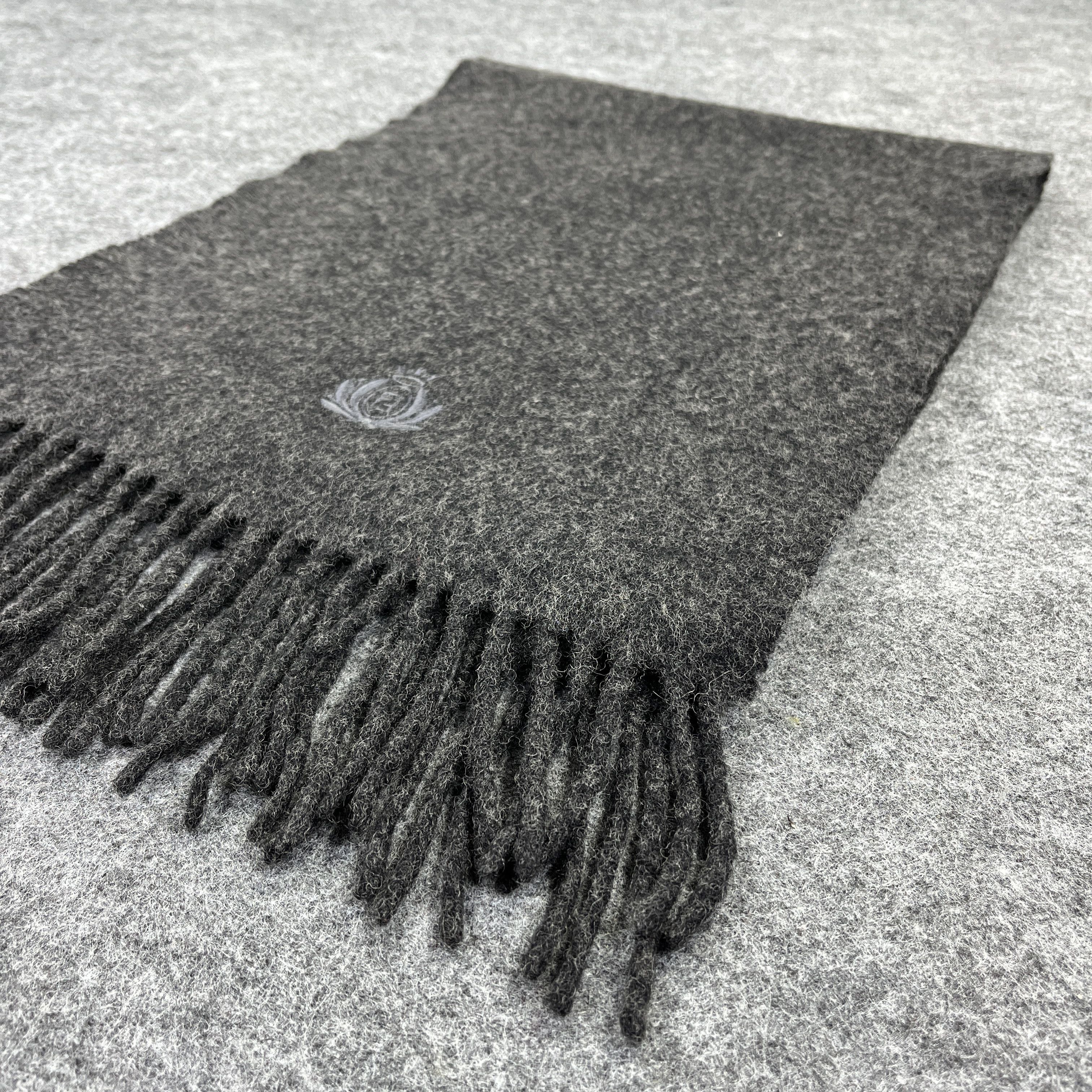 Vintage Vintage Fendi Scarf / Muffler / Neckwear T914 Size ONE SIZE - 14 Thumbnail