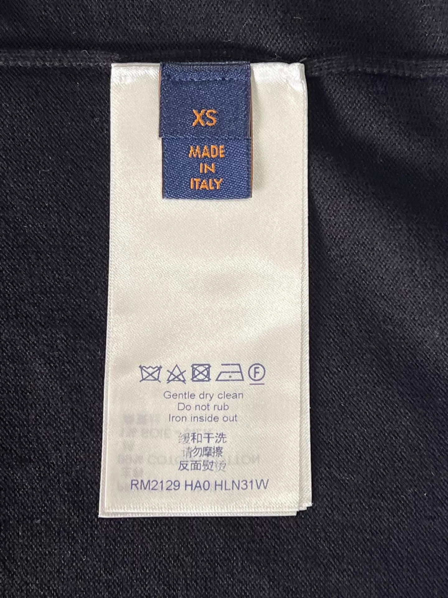 Louis Vuitton Louis Vuitton Black Knit Short-Sleeve XS LV Logo Print Size XS / US 0-2 / IT 36-38 - 7 Thumbnail