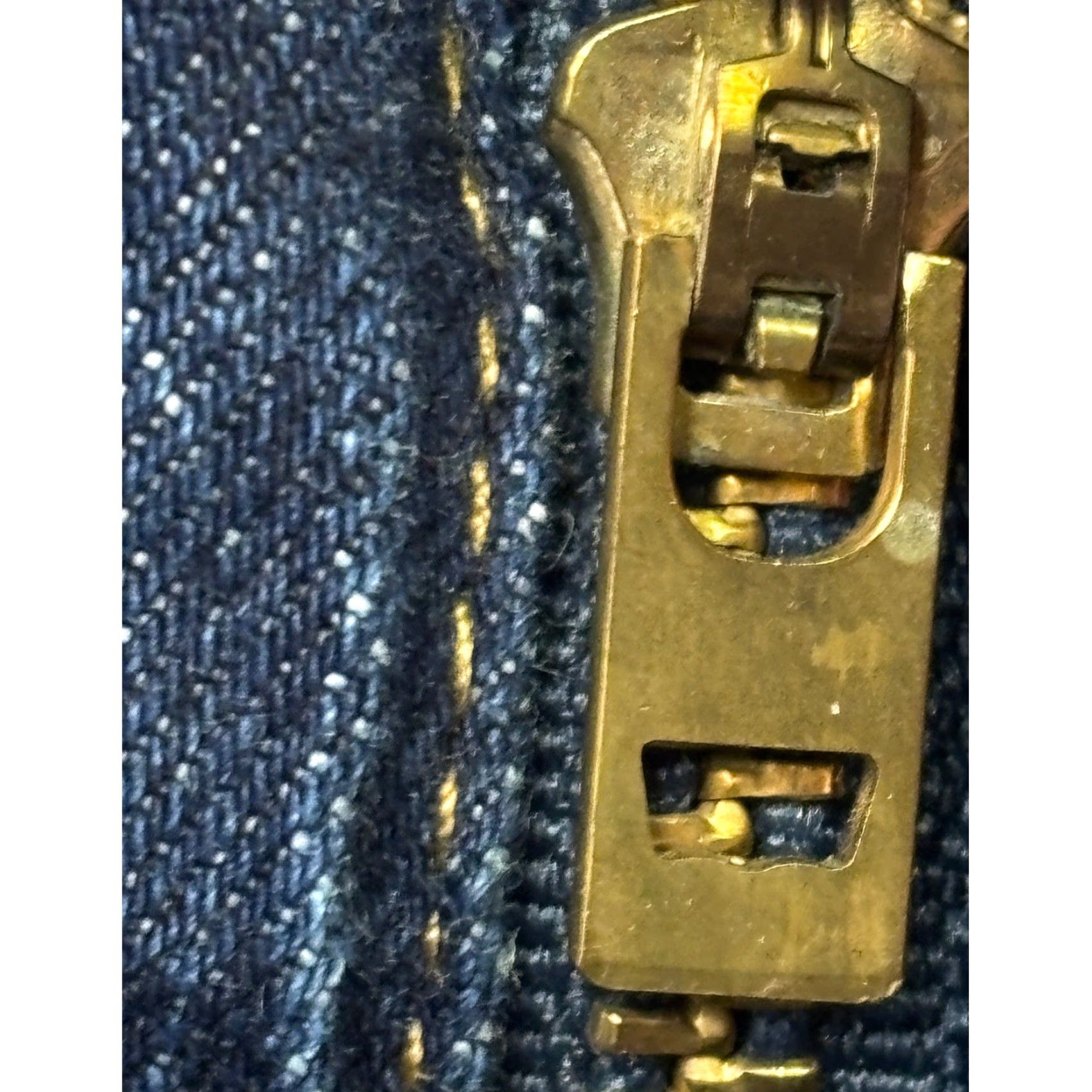 Vintage Levi Strauss 541 Athletic Fit Jeans Dark Wash Mens W46 L30 Straight 5-Pocket Denim Cotton Polyester Blend Vintage No Size US 32 / EU 48 - 3 Thumbnail