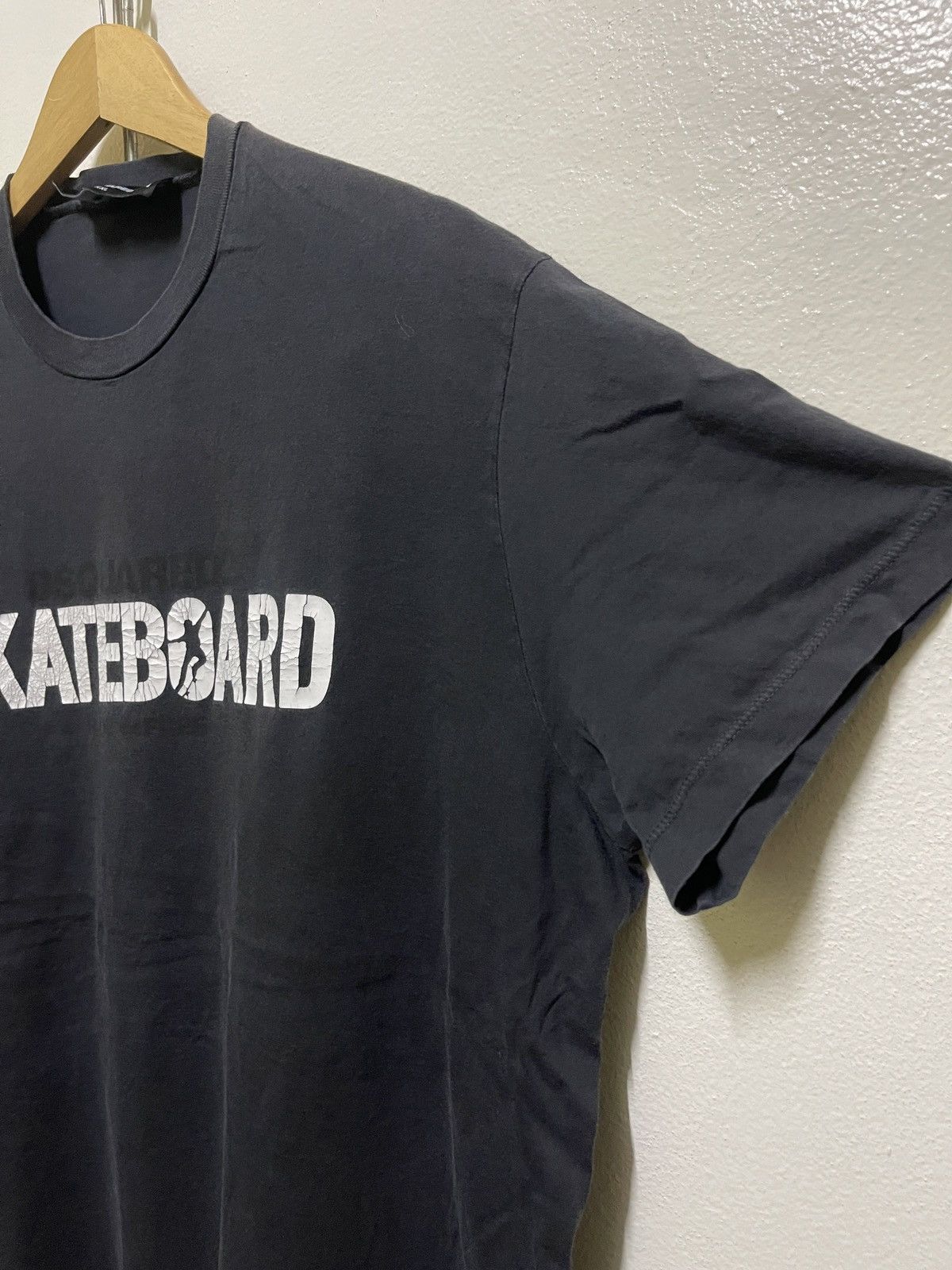 Dsquared2 Skateboard Dsquared2 T Shirt. Size US XXL / EU 58 / 5 - 6 Thumbnail