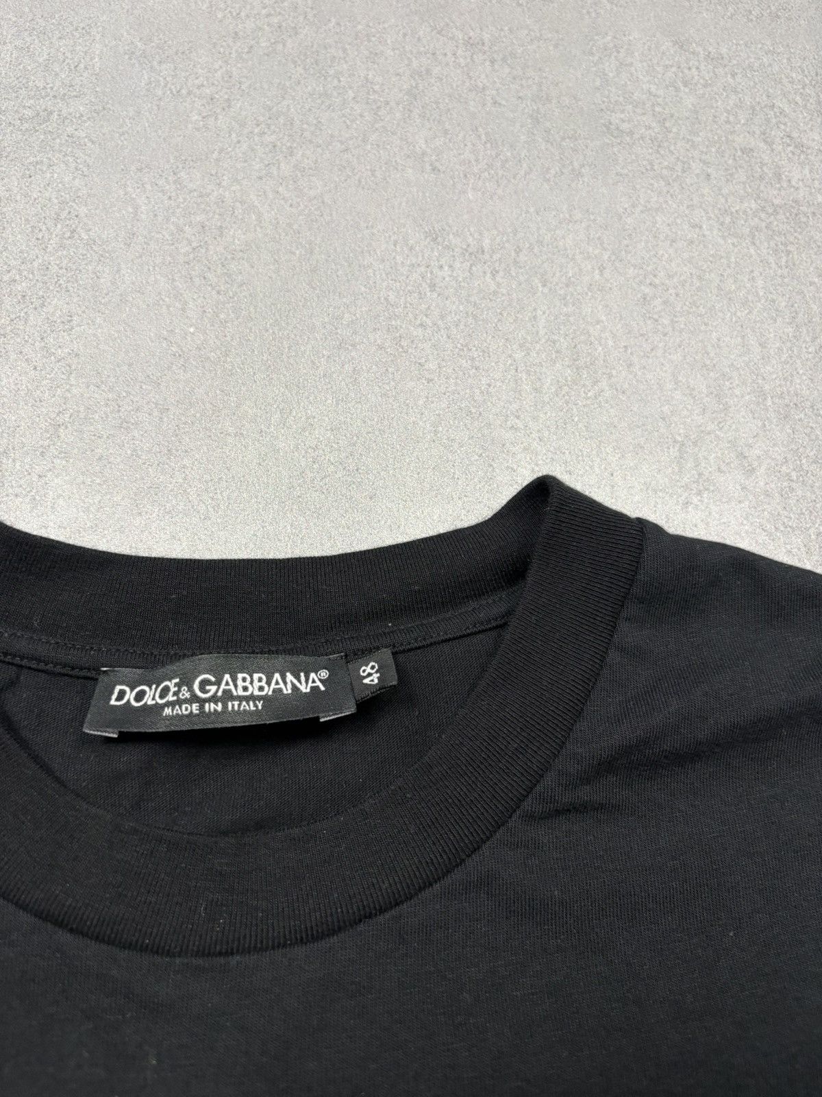 Dolce & Gabbana Dolce & Gabbana DG Milano Gold Logo Limited Edition T-Shirt Size US M / EU 48-50 / 2 - 11 Thumbnail