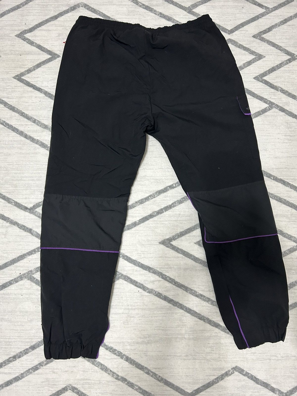 Adidas Adidas track pants Size US 34 / EU 50 - 2 Thumbnail