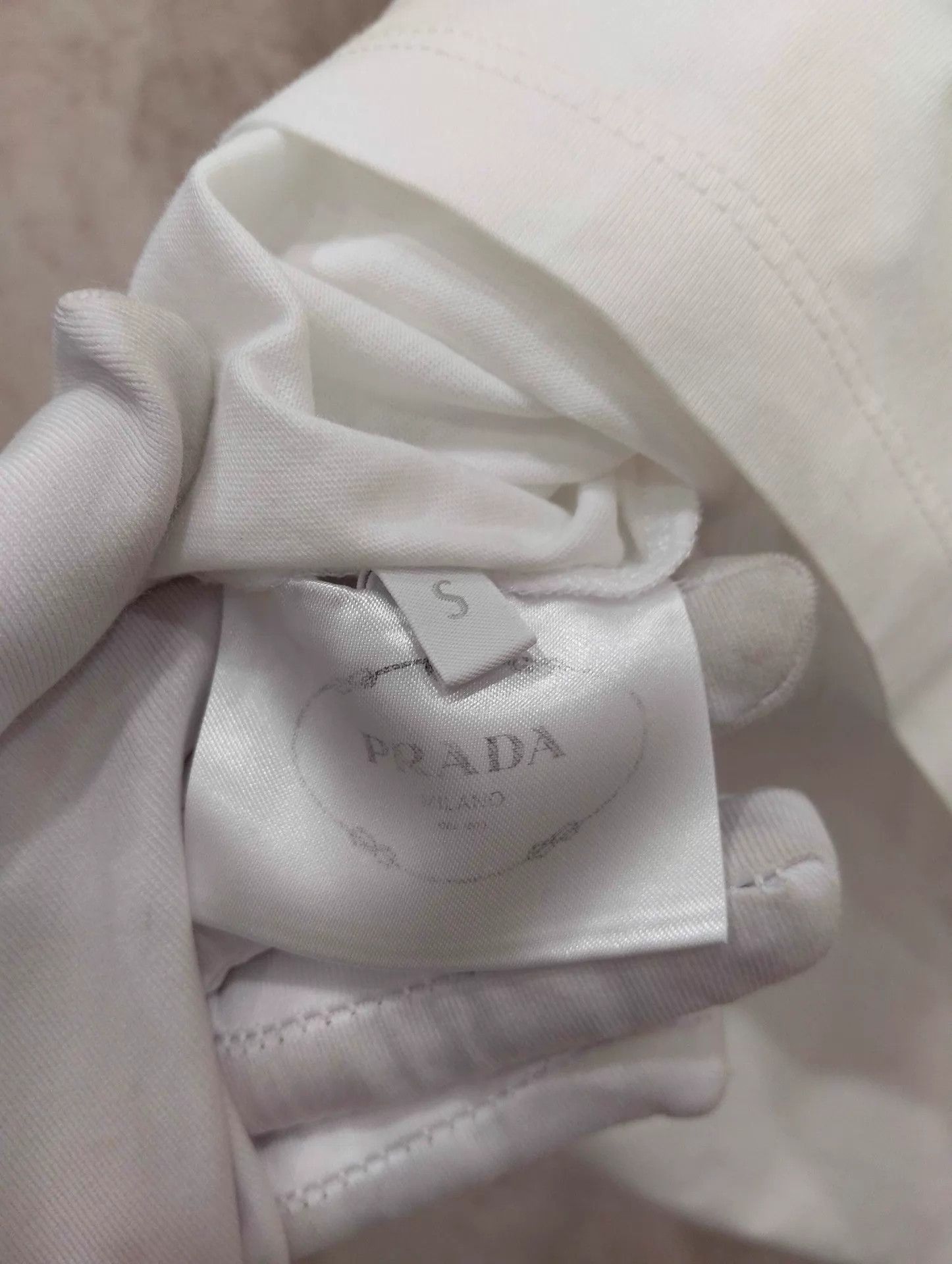 Prada PRADA Women's Solid Short Sleeve Tee S Size S / US 4 / IT 40 - 6 Thumbnail