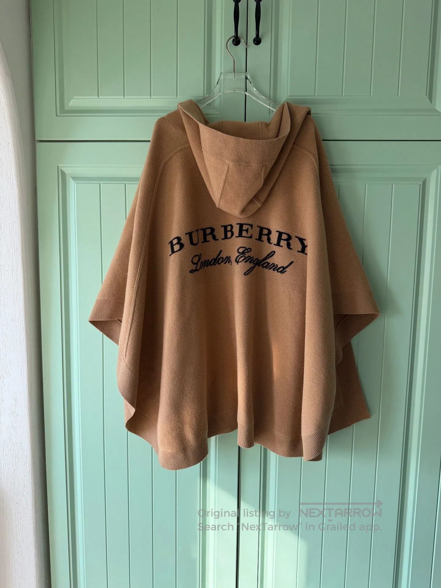 Burberry Burberry Camel Hooded Cape Shawl. Size ONE SIZE - 2 Thumbnail